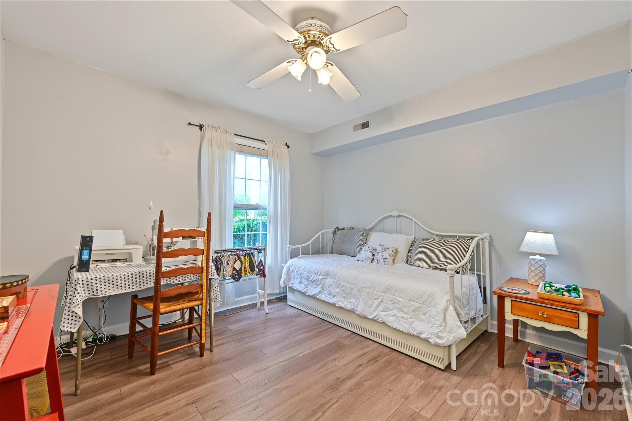 Second Bedroom - 8303 Meadow Lakes Drive, Charlotte