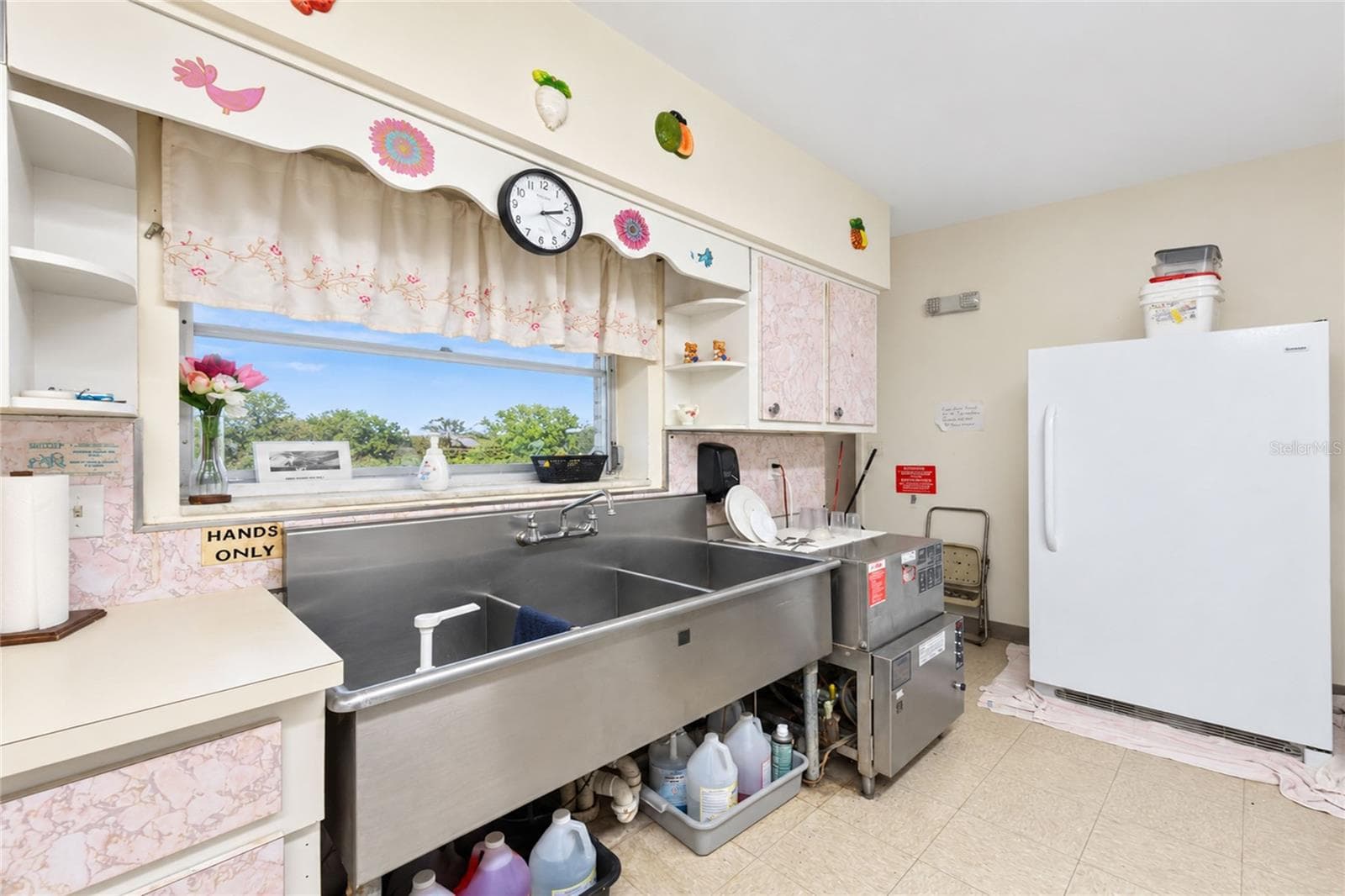 Quadruplex at 24450 and 24438 HARBORVIEW RD, PORT CHARLOTTE, photo 13 of 100