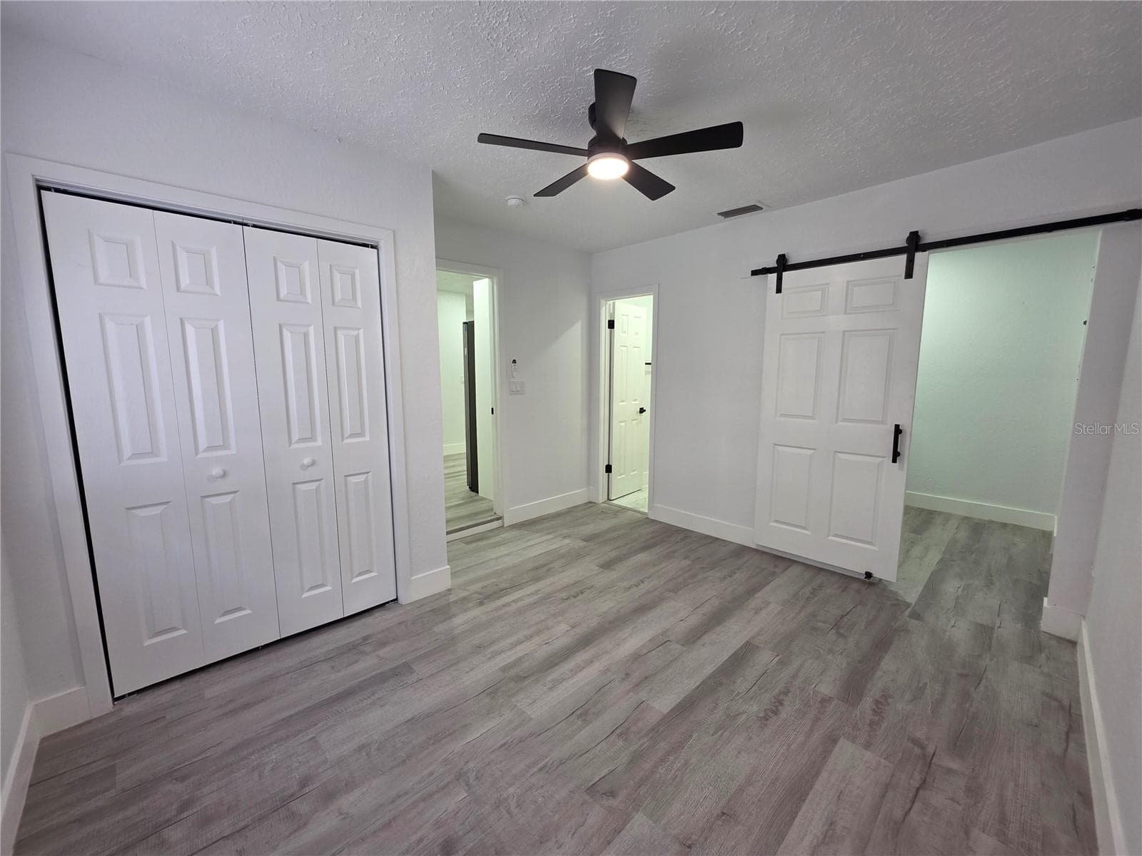 Single Family Residence at 5044 ROANOKE DR, HOLIDAY, photo 9 of 20