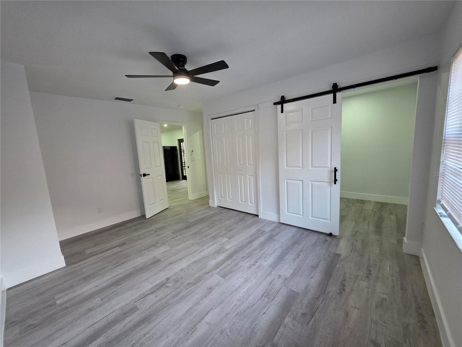 Single Family Residence at 5044 ROANOKE DR, HOLIDAY, photo 16 of 20