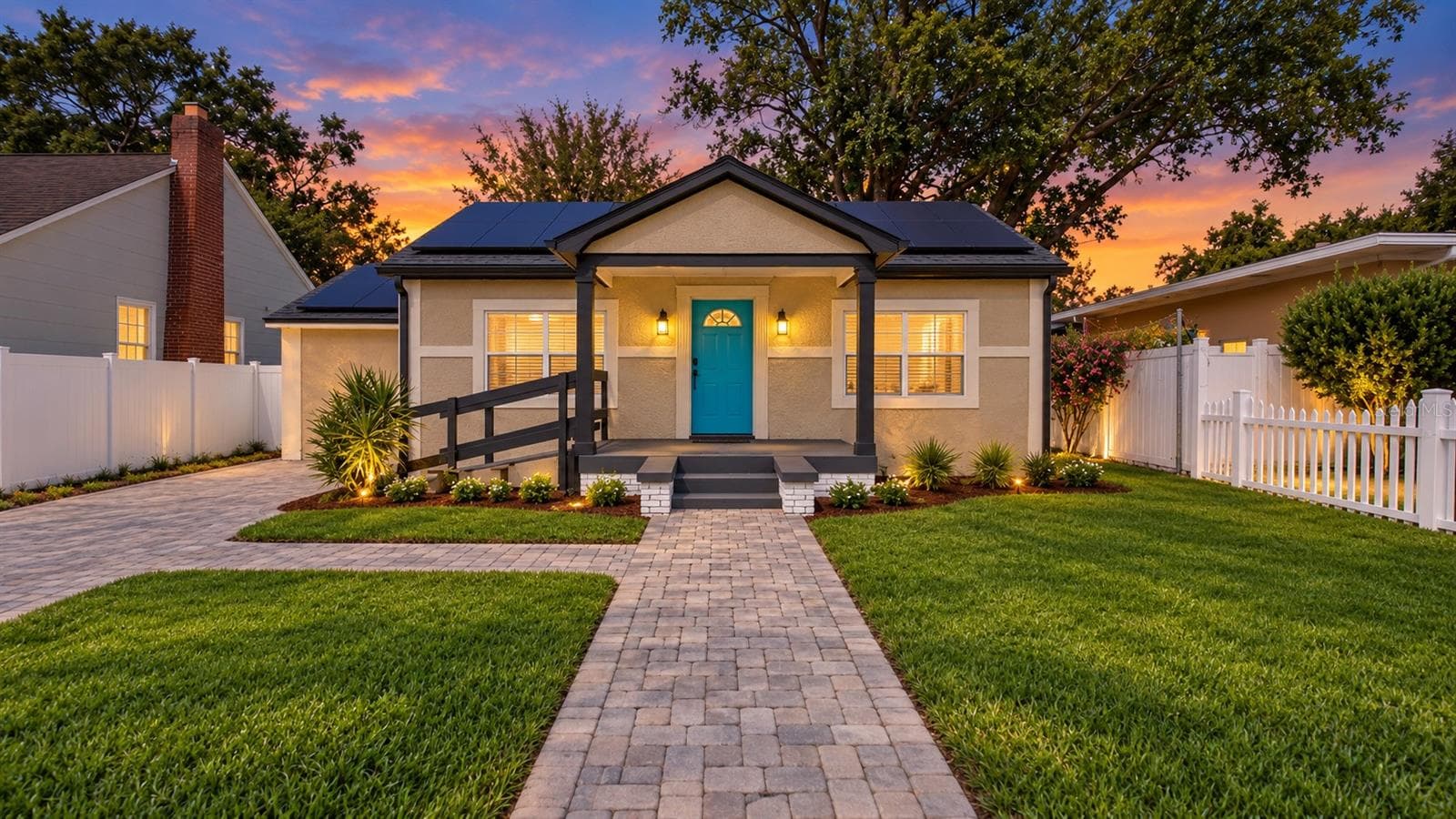 Front-B - 936 E SHADOWLAWN AVE, TAMPA
