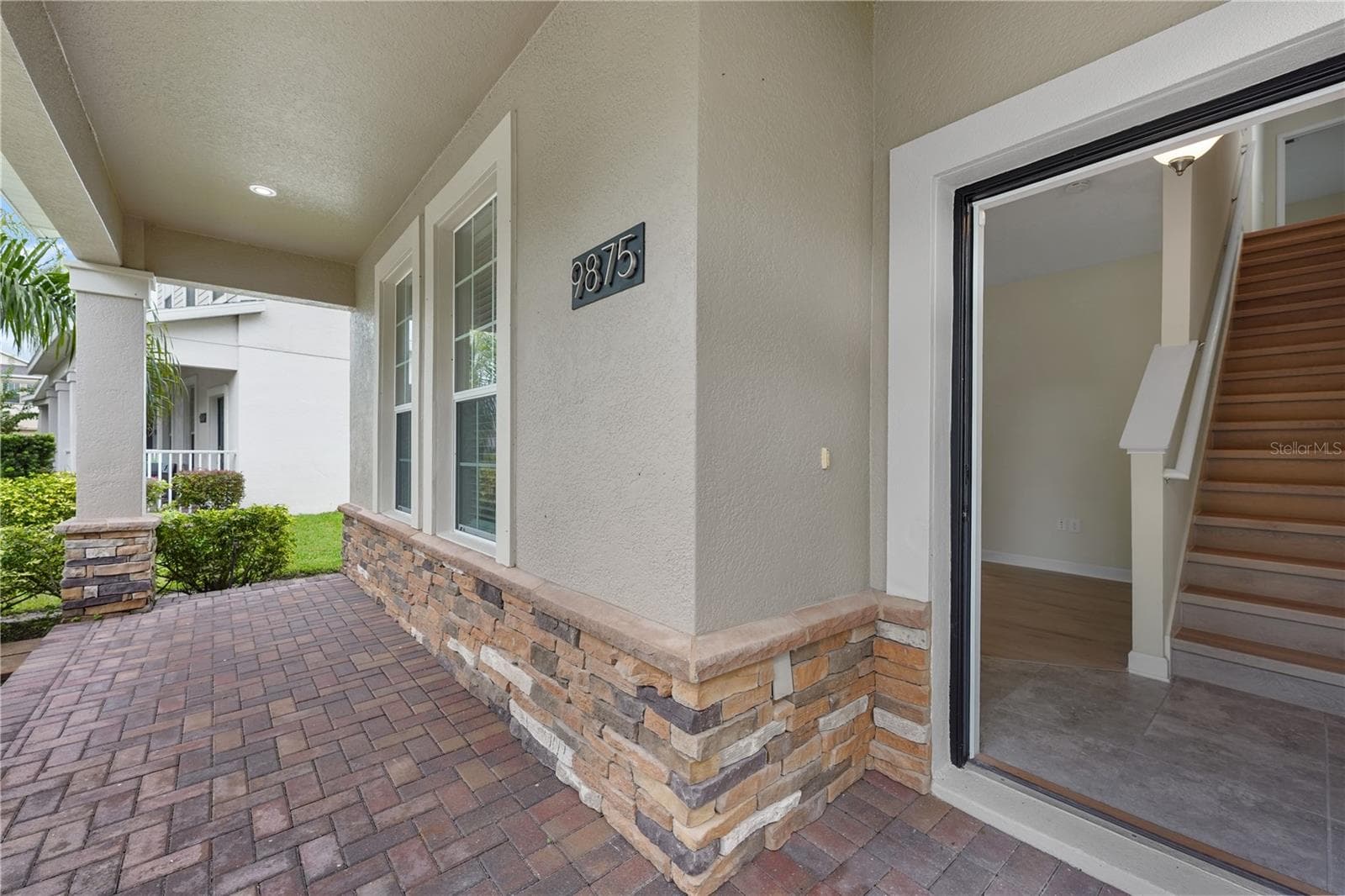 Single Family Residence at 9875 PECAN HICKORY WAY, ORLANDO, photo 4 of 41