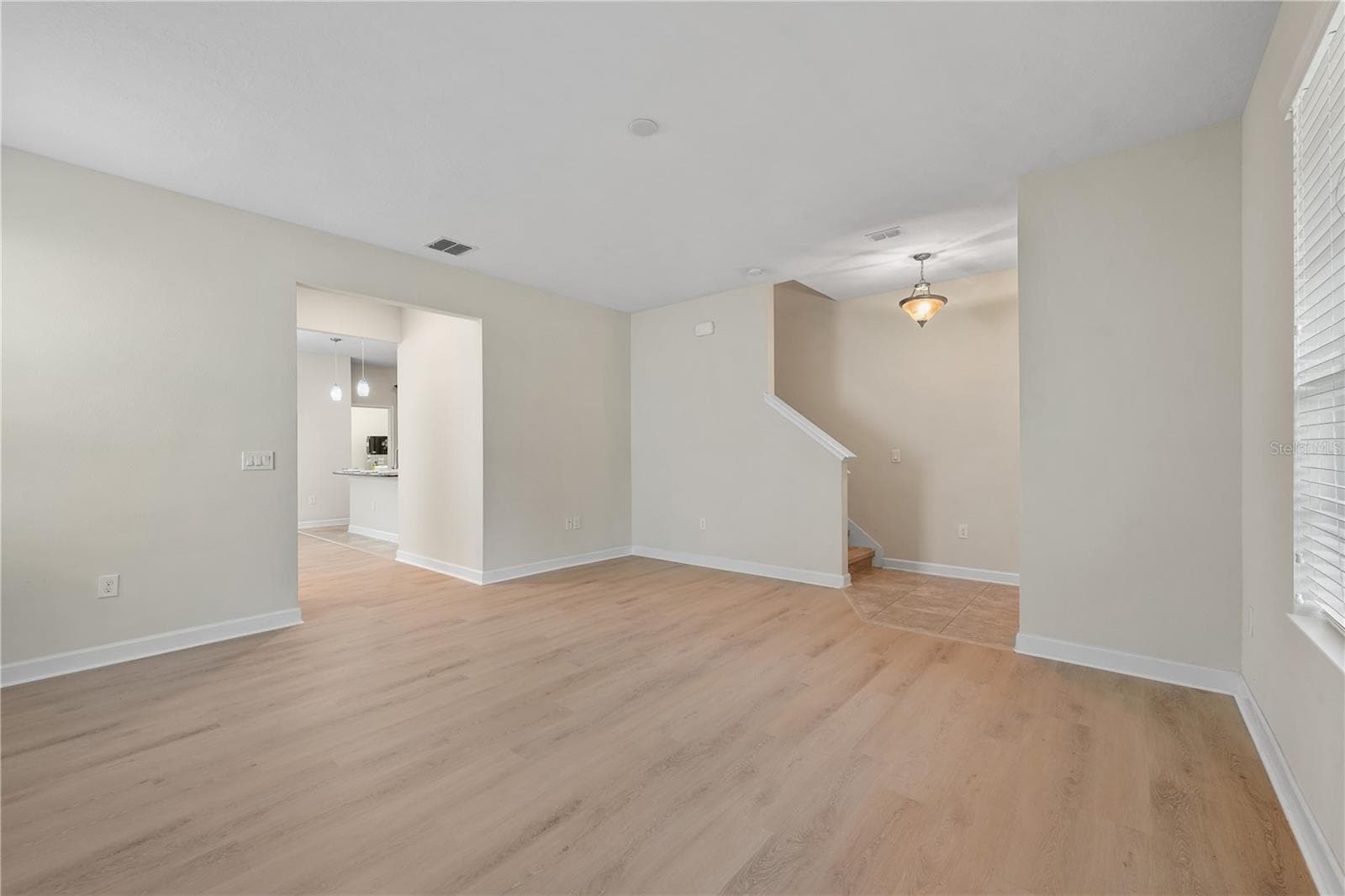 Single Family Residence at 9875 PECAN HICKORY WAY, ORLANDO, photo 10 of 41