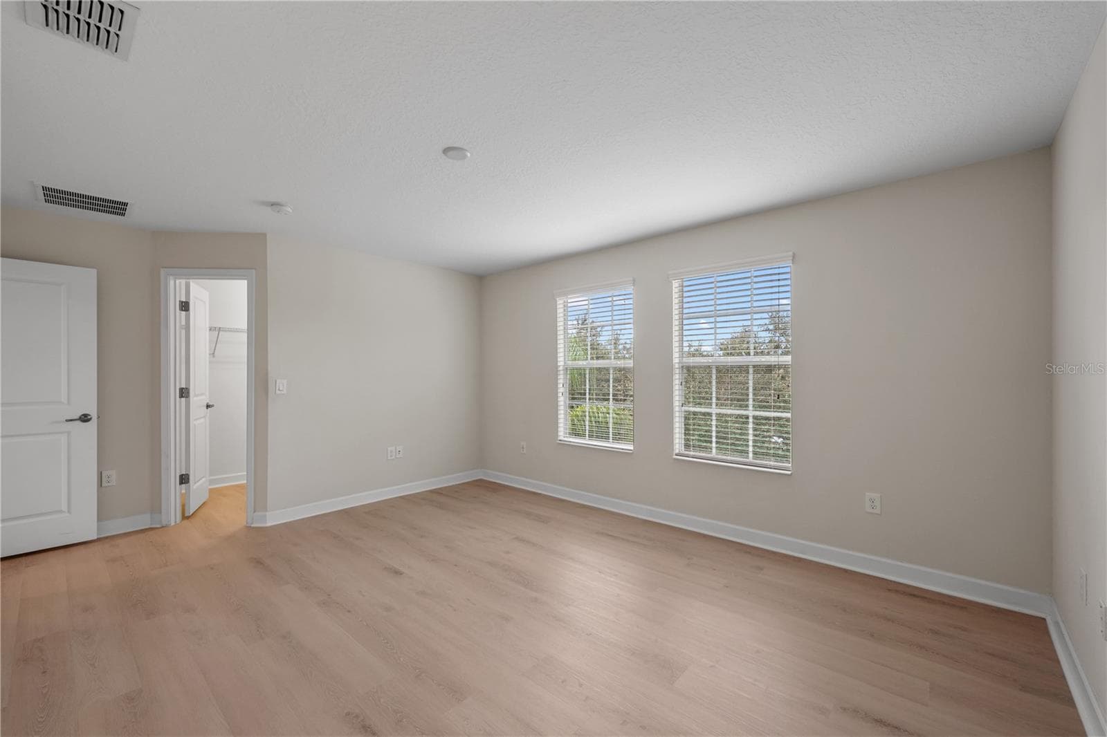 Single Family Residence at 9875 PECAN HICKORY WAY, ORLANDO, photo 23 of 41