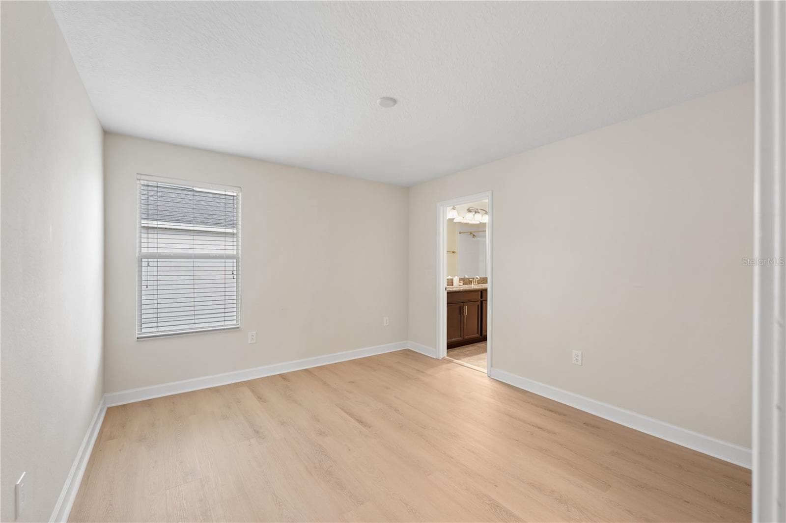 Single Family Residence at 9875 PECAN HICKORY WAY, ORLANDO, photo 28 of 41