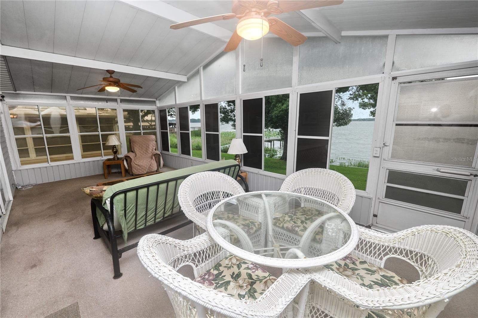 Manufactured Home at LAKELAND, photo 21 of 46