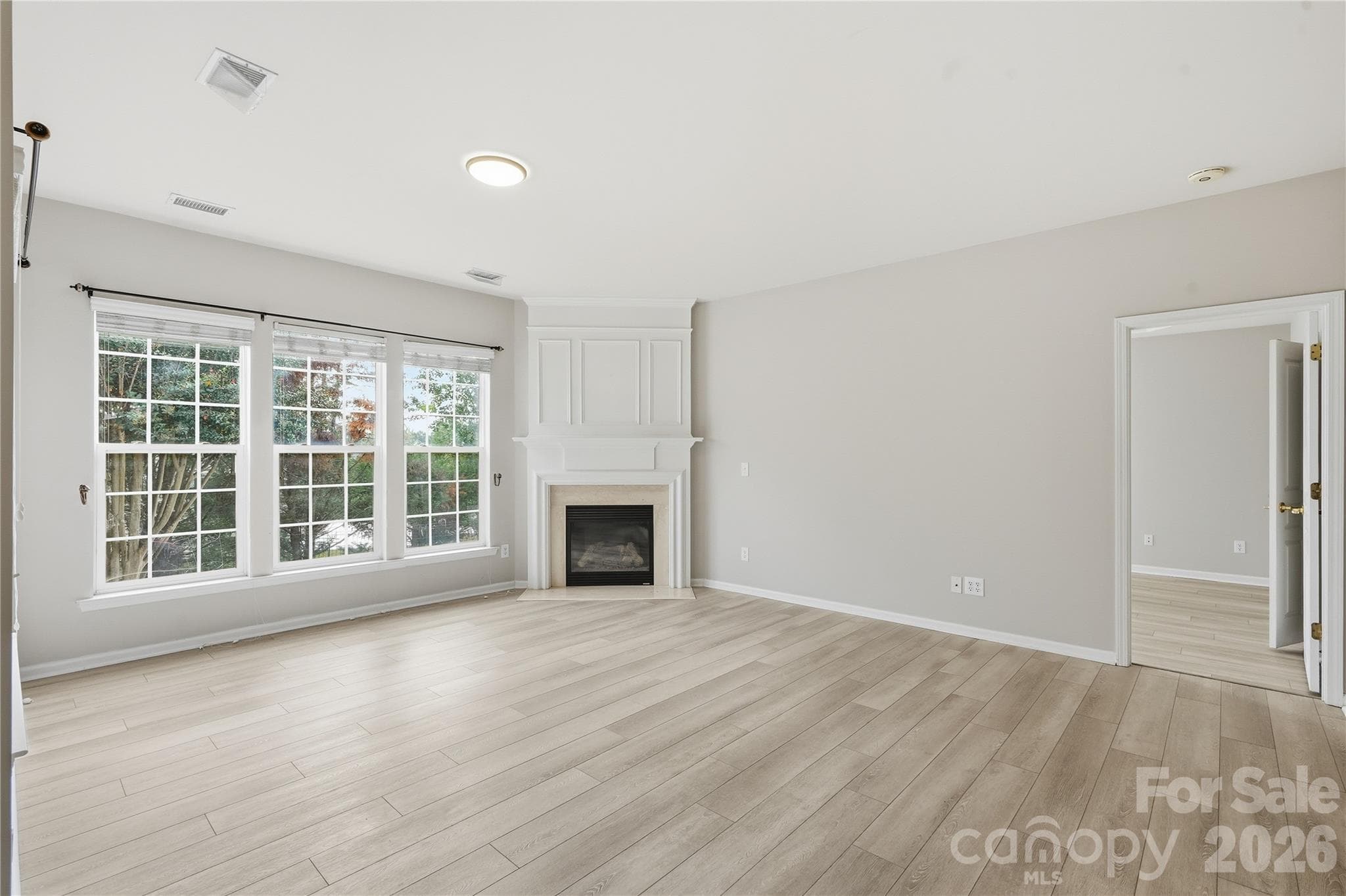 Single Family Residence at 12409 Bobhouse Drive, Charlotte, photo 12 of 43