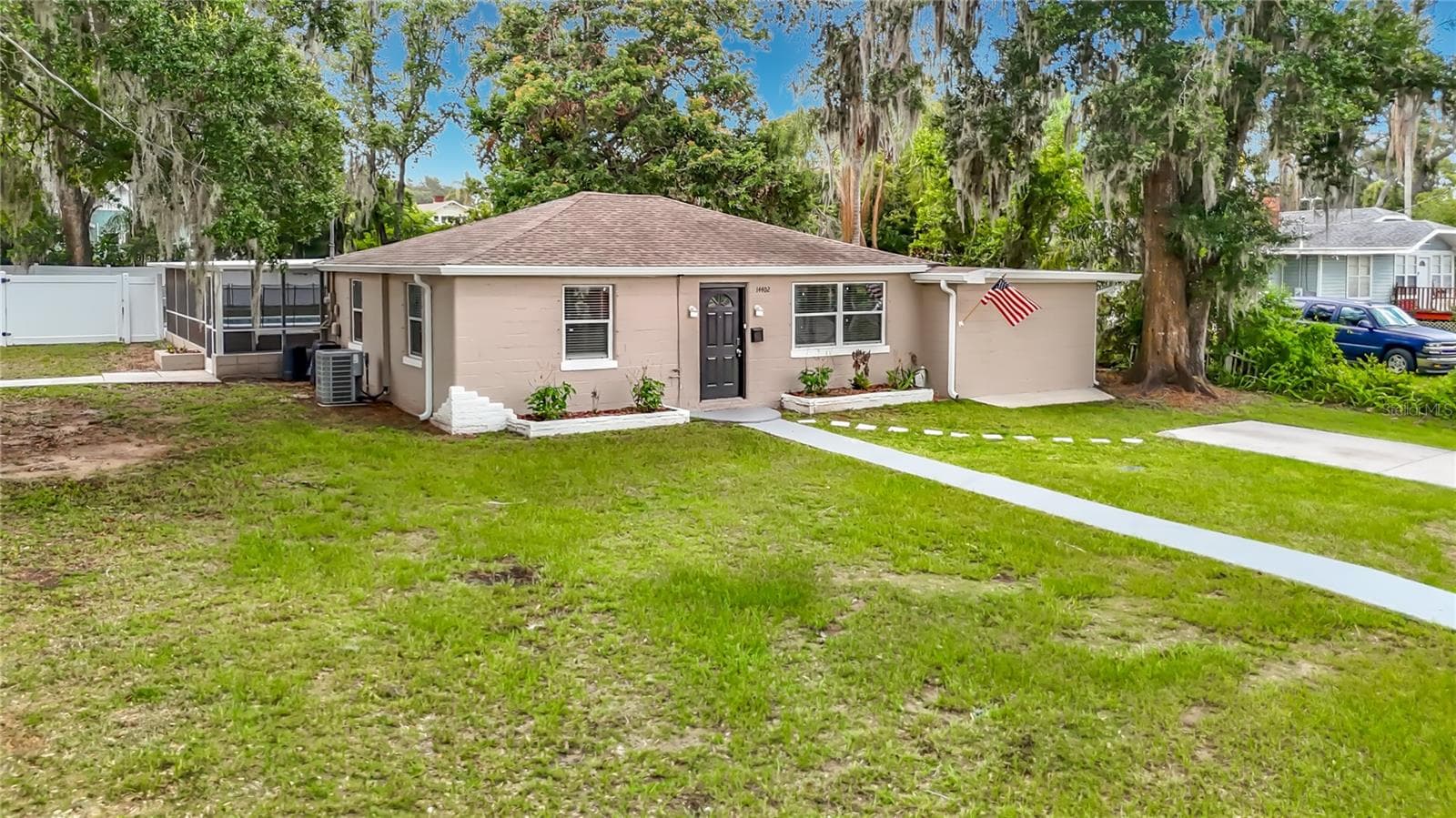 Single Family Residence at 14402 13TH ST, DADE CITY, photo 2 of 67