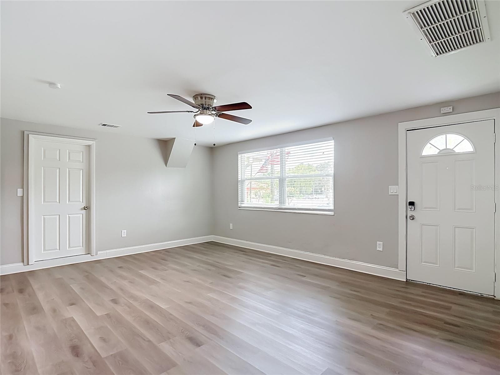 Single Family Residence at 14402 13TH ST, DADE CITY, photo 5 of 67
