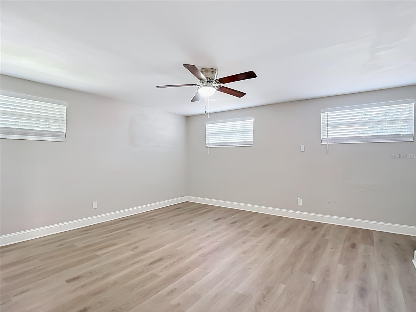 Single Family Residence at 14402 13TH ST, DADE CITY, photo 18 of 67