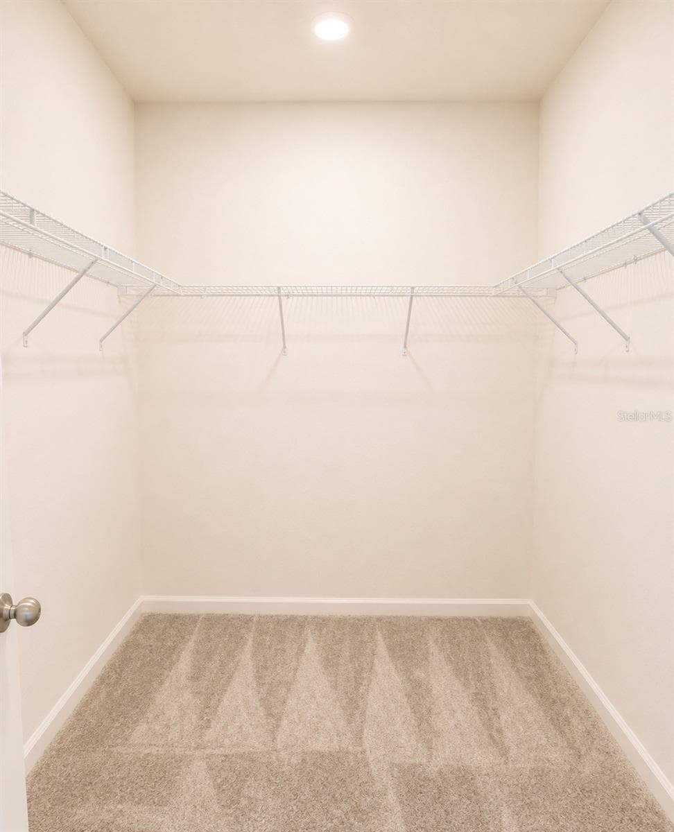 Walk-In Closet - 409 BOGEY DR, DAVENPORT