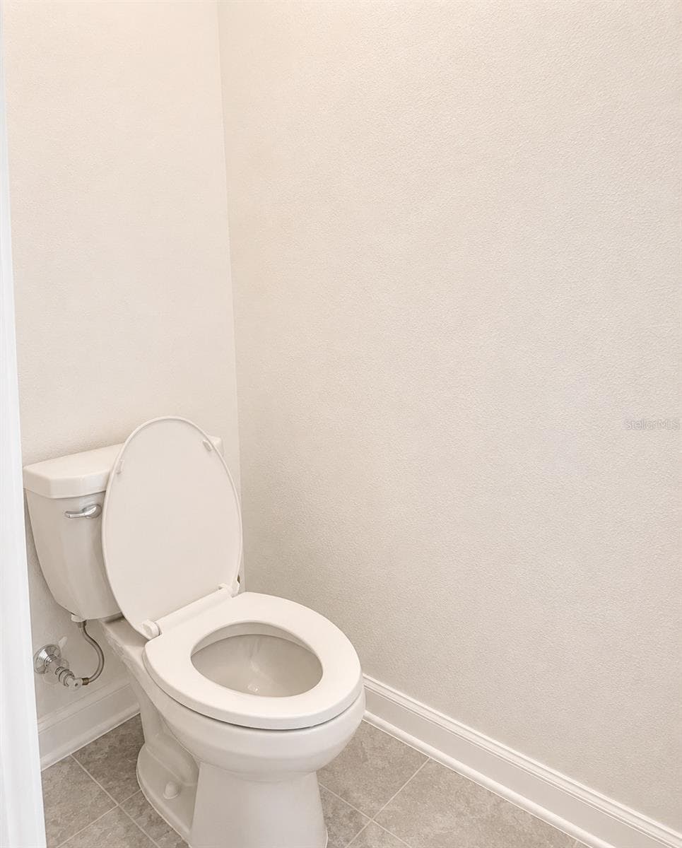 Half Bathroom – Additional View - 409 BOGEY DR, DAVENPORT