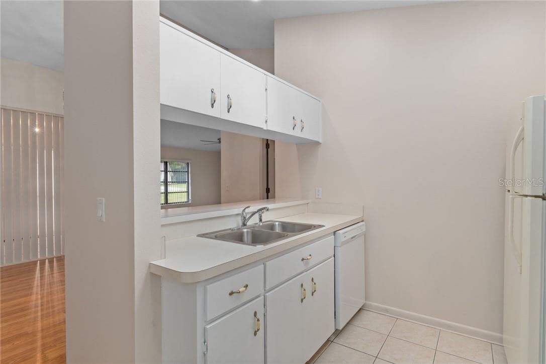 Single Family Residence at 27 S Masters DR, HOMOSASSA FL 34446, photo 13 of 56