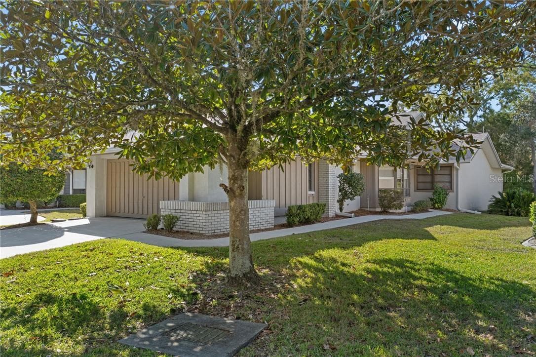 40 S Masters DR, HOMOSASSA FL 34446