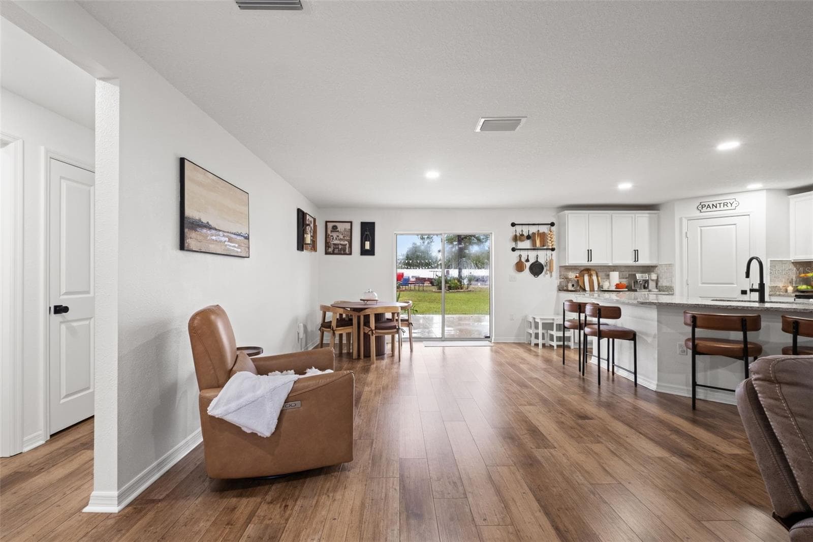 Single Family Residence at 13094 PAPERCRAFT AVE, WEEKI WACHEE, photo 10 of 44