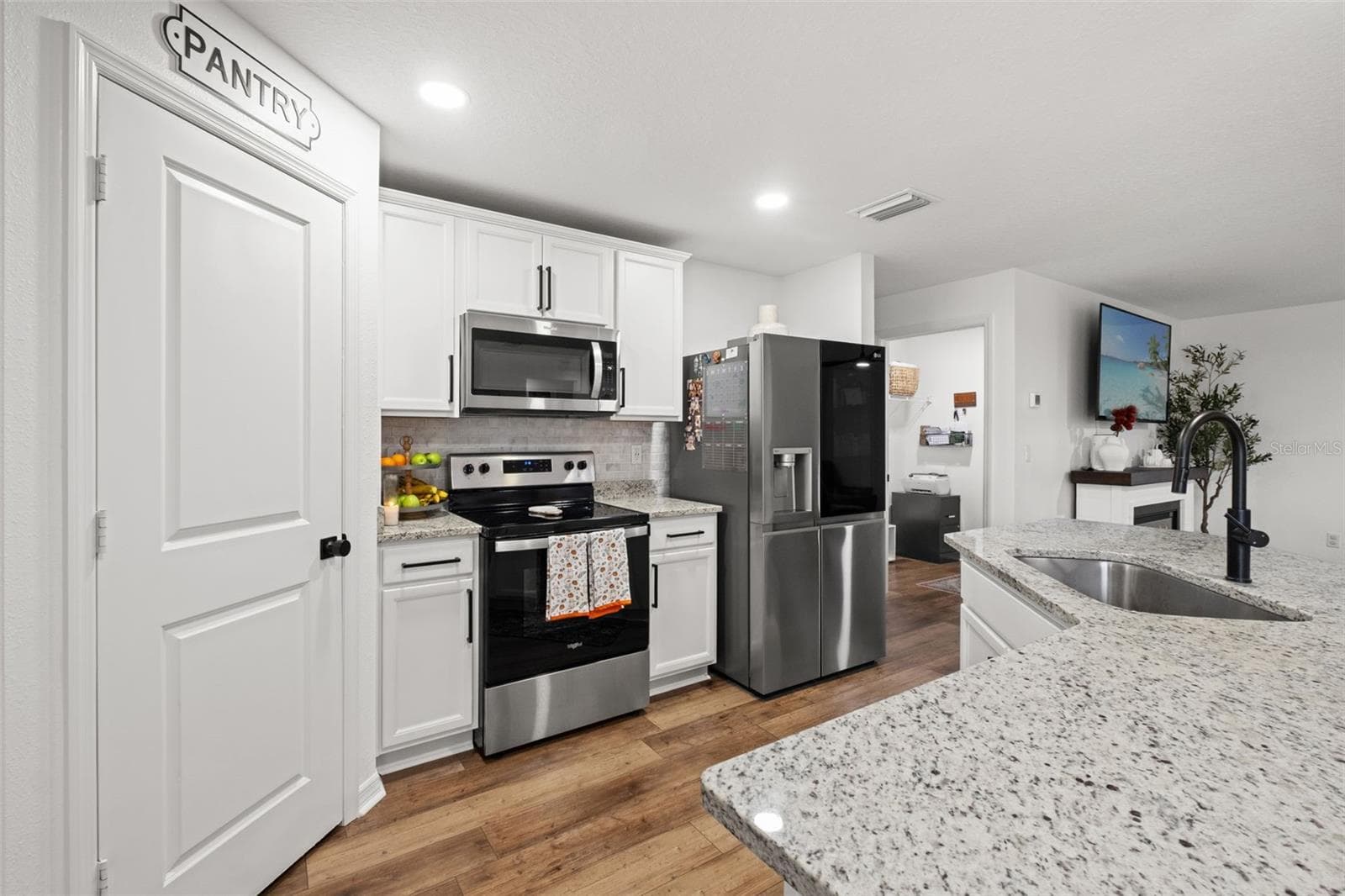 Single Family Residence at 13094 PAPERCRAFT AVE, WEEKI WACHEE, photo 18 of 44
