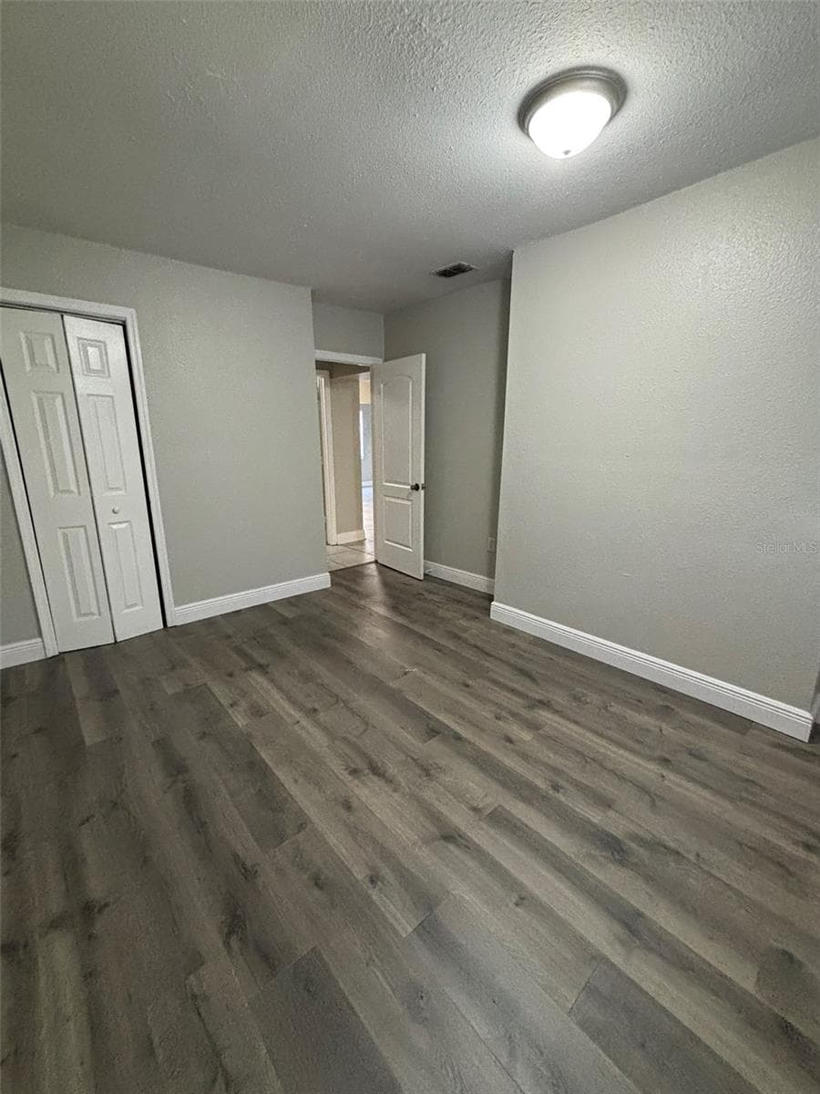Duplex at 1025 E MAIN ST, BARTOW, photo 14 of 38