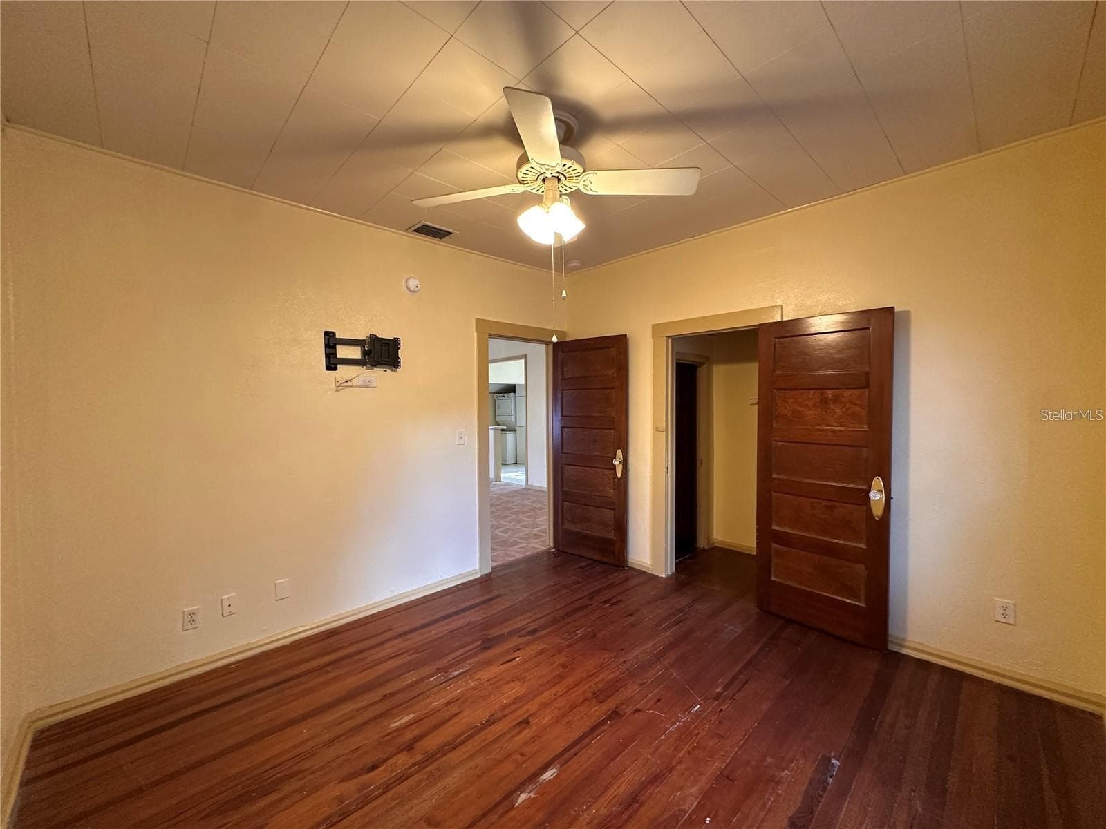 Duplex at 1025 E MAIN ST, BARTOW, photo 34 of 38