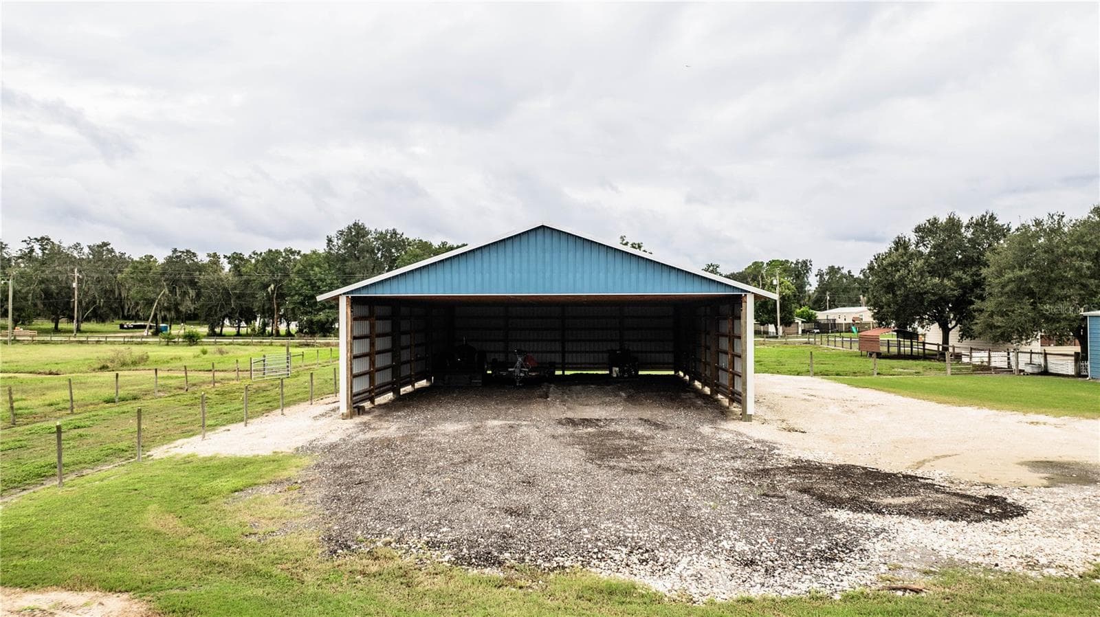 Single Family Residence at 1633 CHERRY LN, LAKELAND, photo 10 of 77