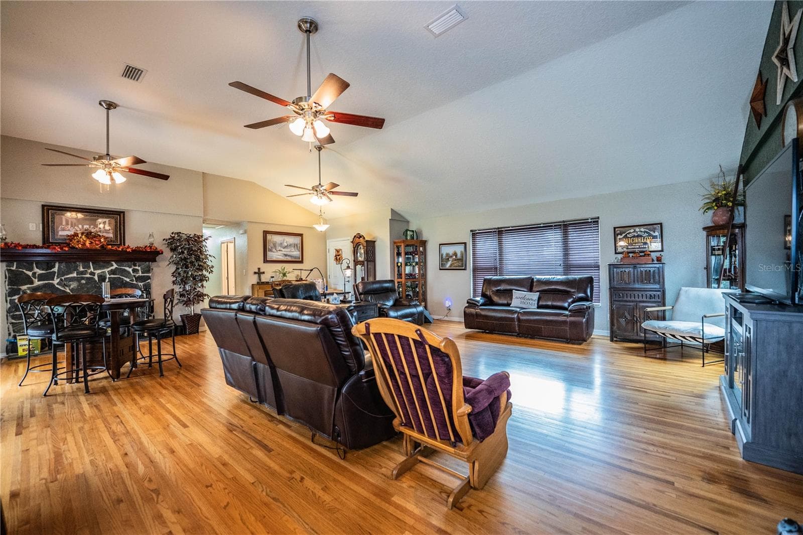Single Family Residence at 1633 CHERRY LN, LAKELAND, photo 41 of 77