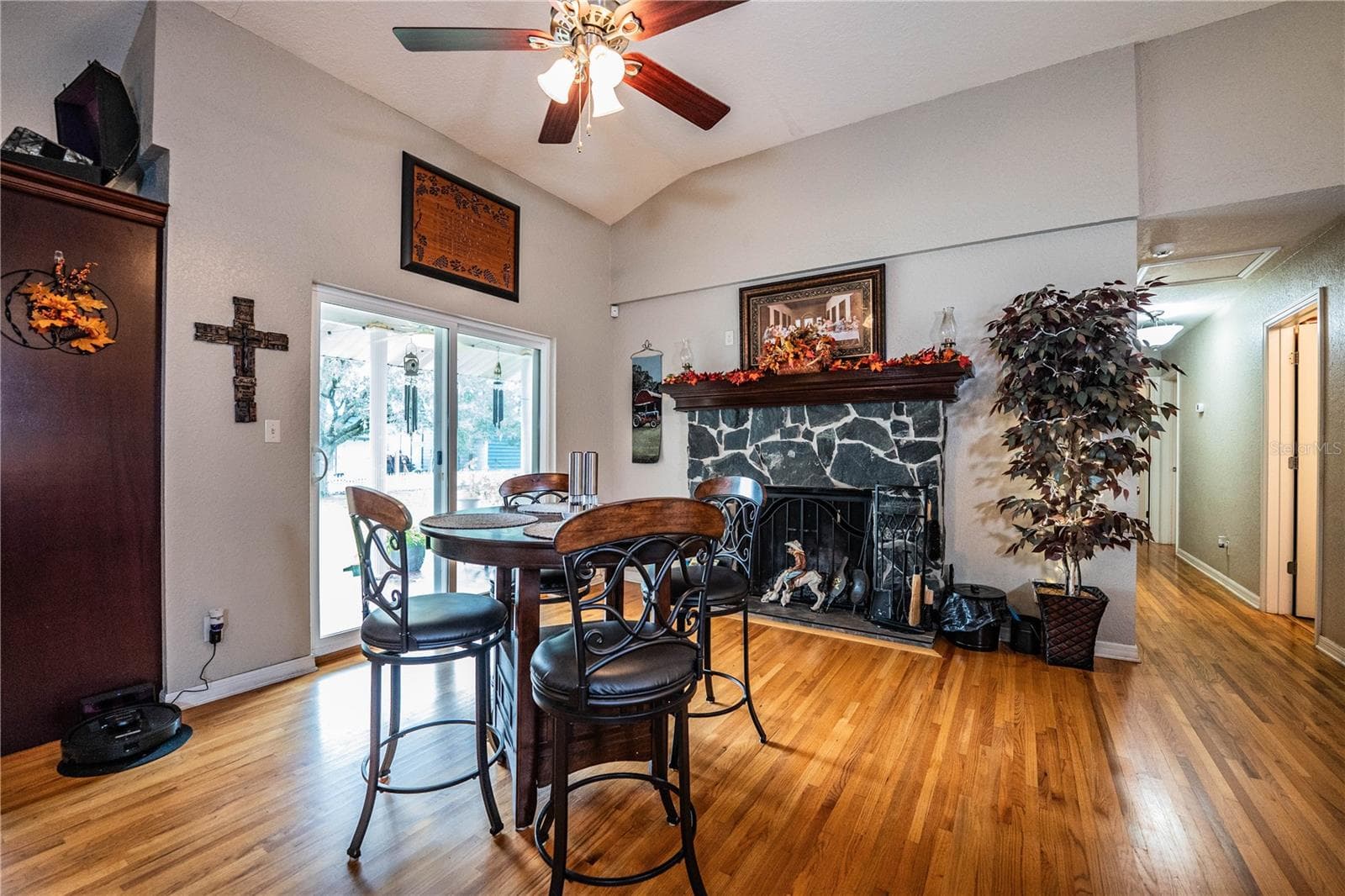 Single Family Residence at 1633 CHERRY LN, LAKELAND, photo 47 of 77