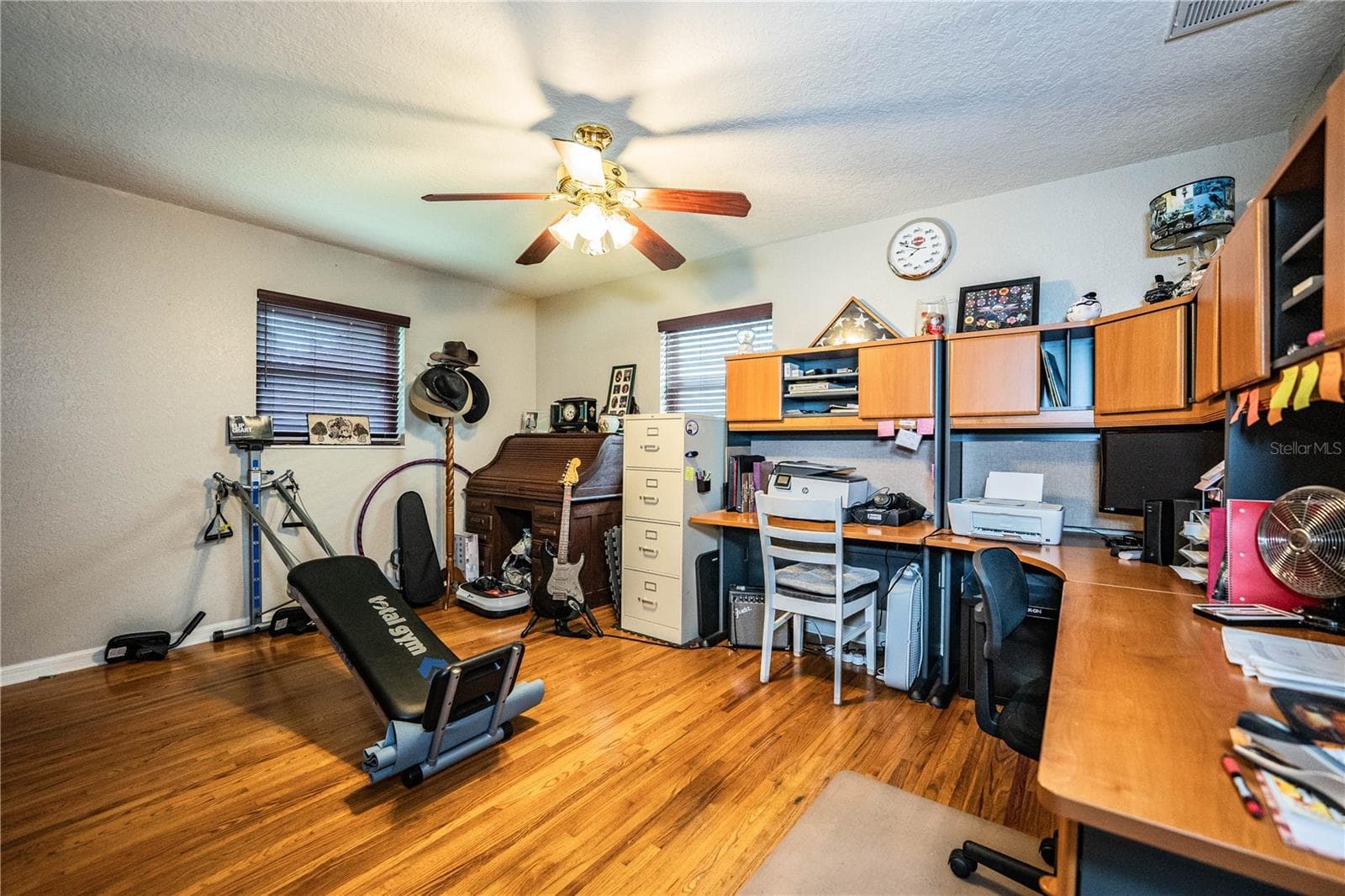 Single Family Residence at 1633 CHERRY LN, LAKELAND, photo 67 of 77