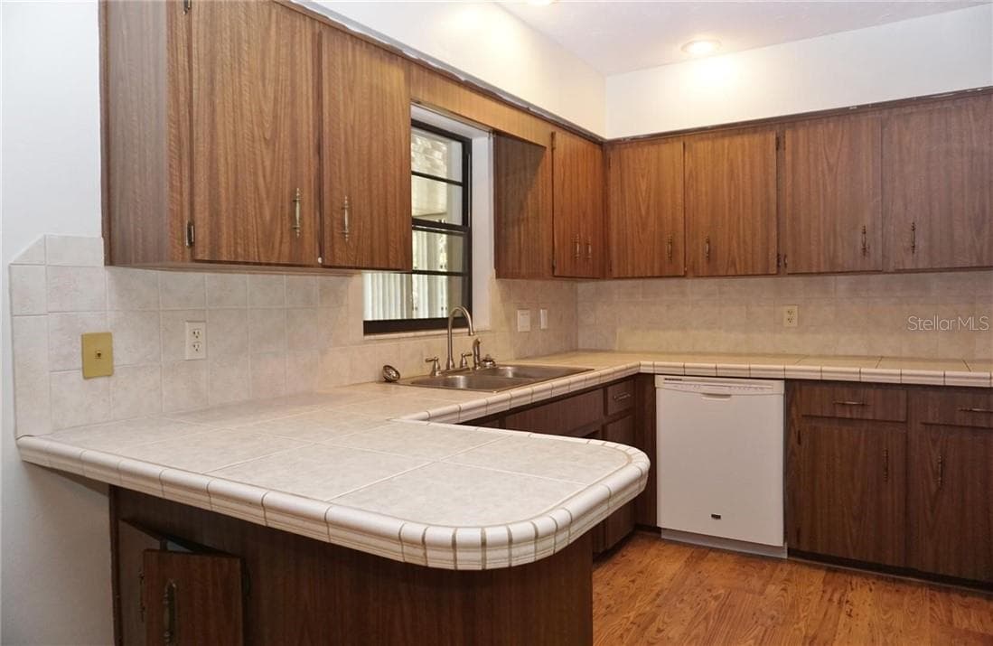 Single Family Residence at 550 N Rooks AVE, INVERNESS FL 34453, photo 14 of 51