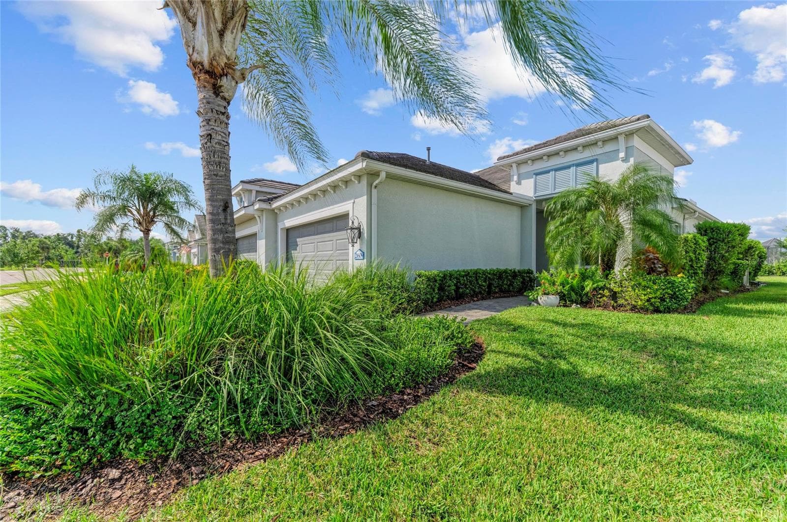 Villa at 21609 LAKE PLACID WAY, VENICE, photo 5 of 76