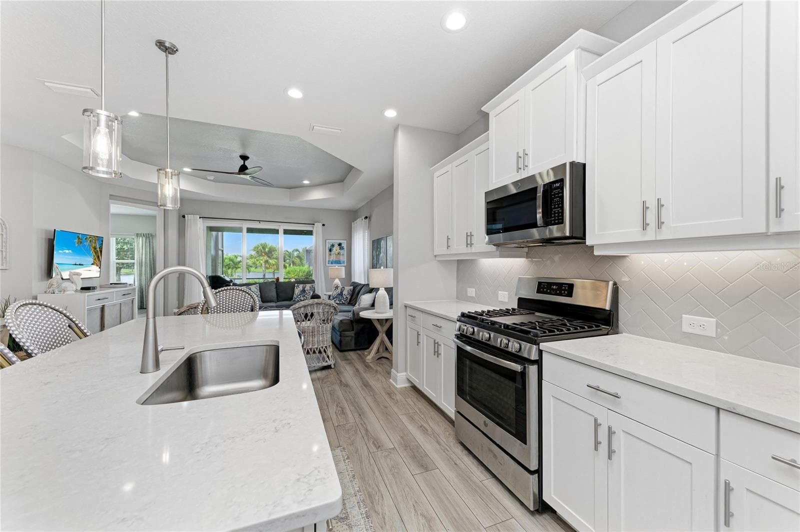 Villa at 21609 LAKE PLACID WAY, VENICE, photo 20 of 76
