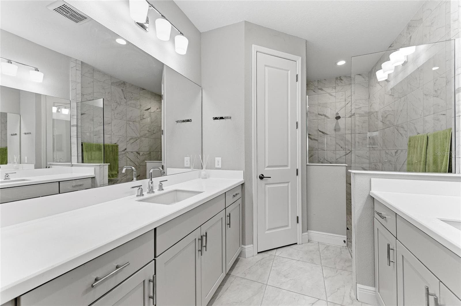 Villa at 21609 LAKE PLACID WAY, VENICE, photo 29 of 76