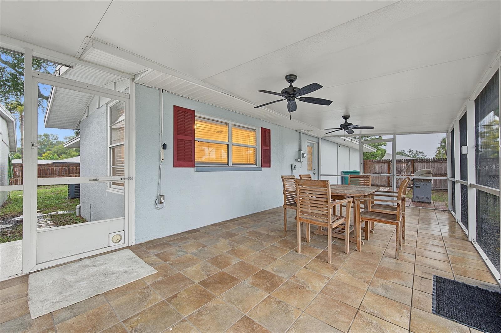 Lanai - 1402 NEBRASKA AVE, PALM HARBOR