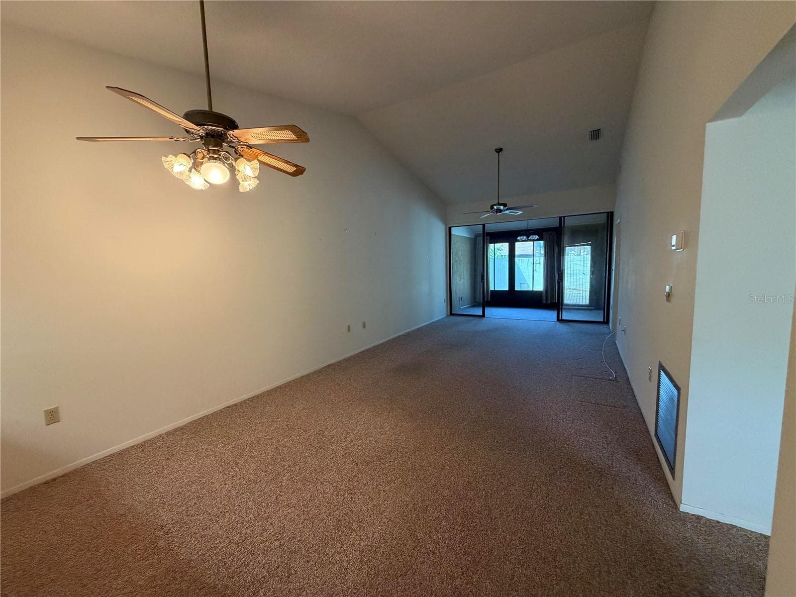 Villa at 2904 OAK LN, BRADENTON, photo 7 of 21