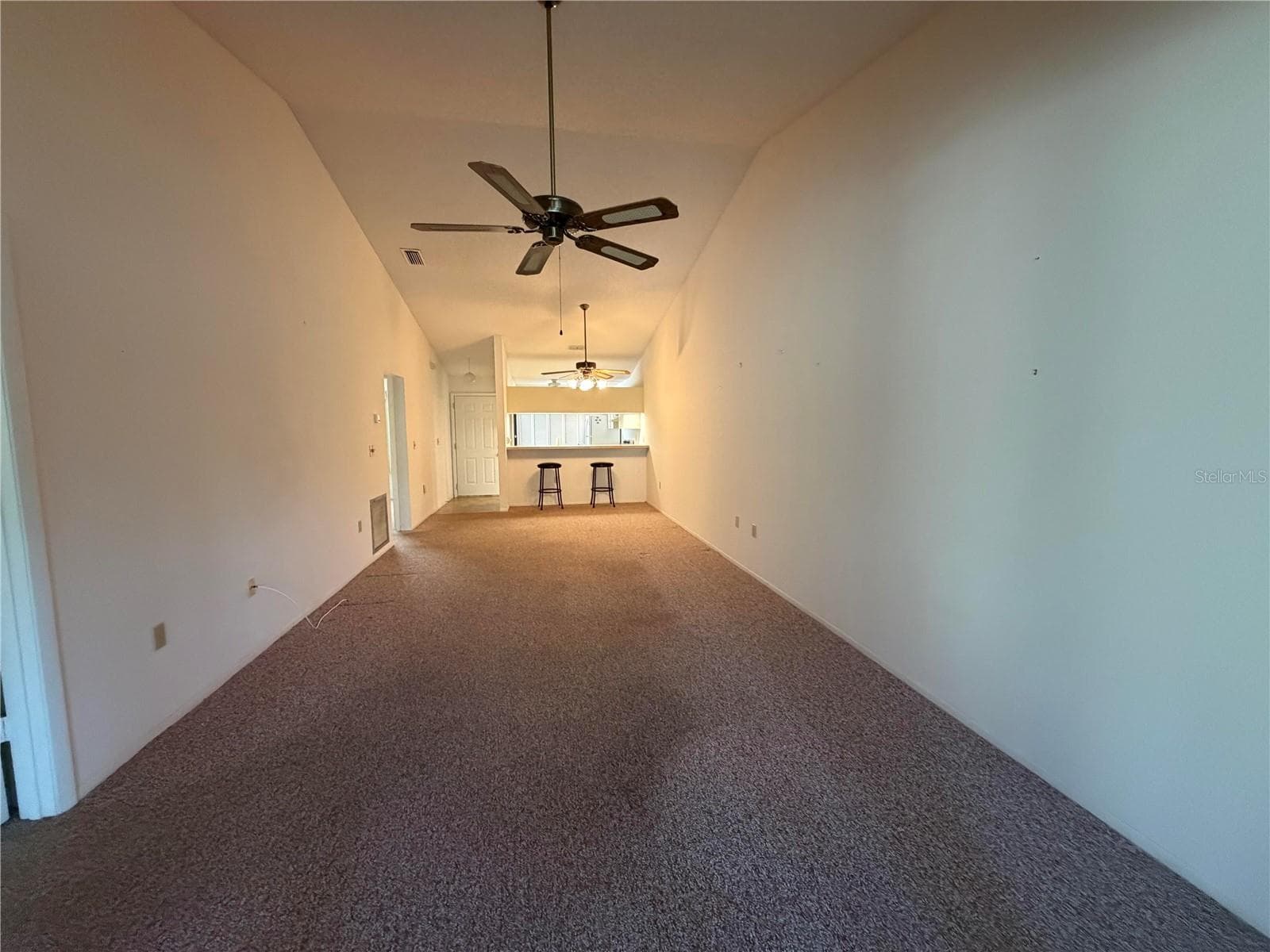 Villa at 2904 OAK LN, BRADENTON, photo 8 of 21