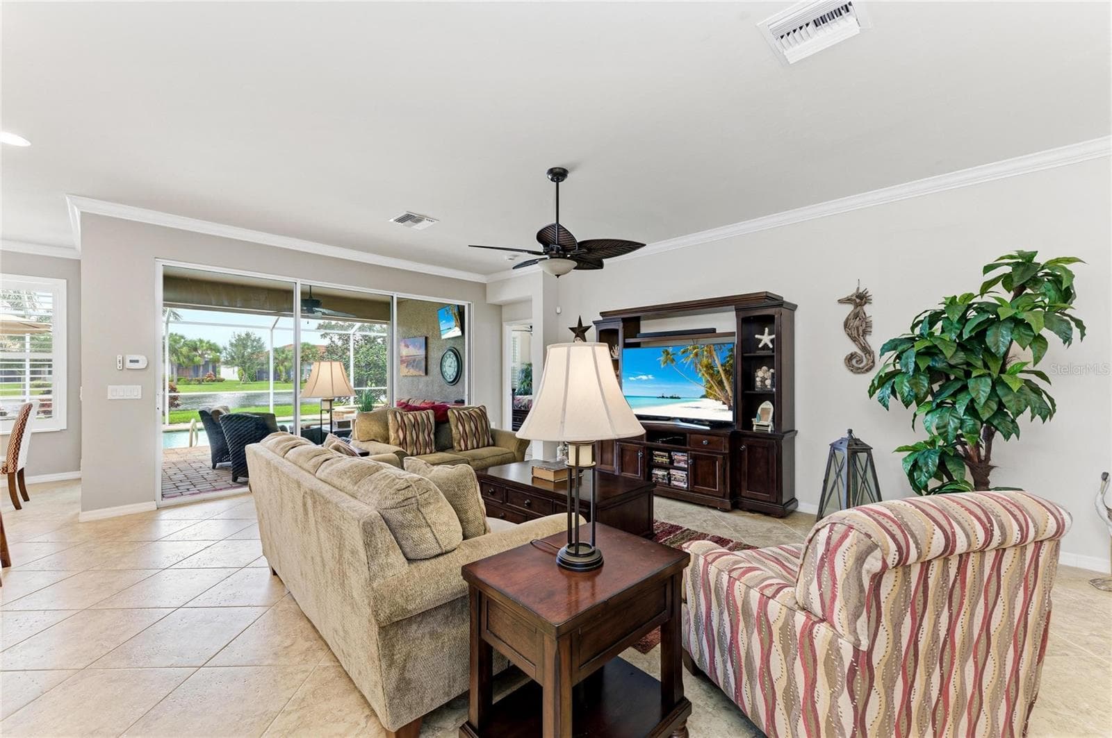 Single Family Residence at 19143 KIRELLA ST, VENICE, photo 12 of 70