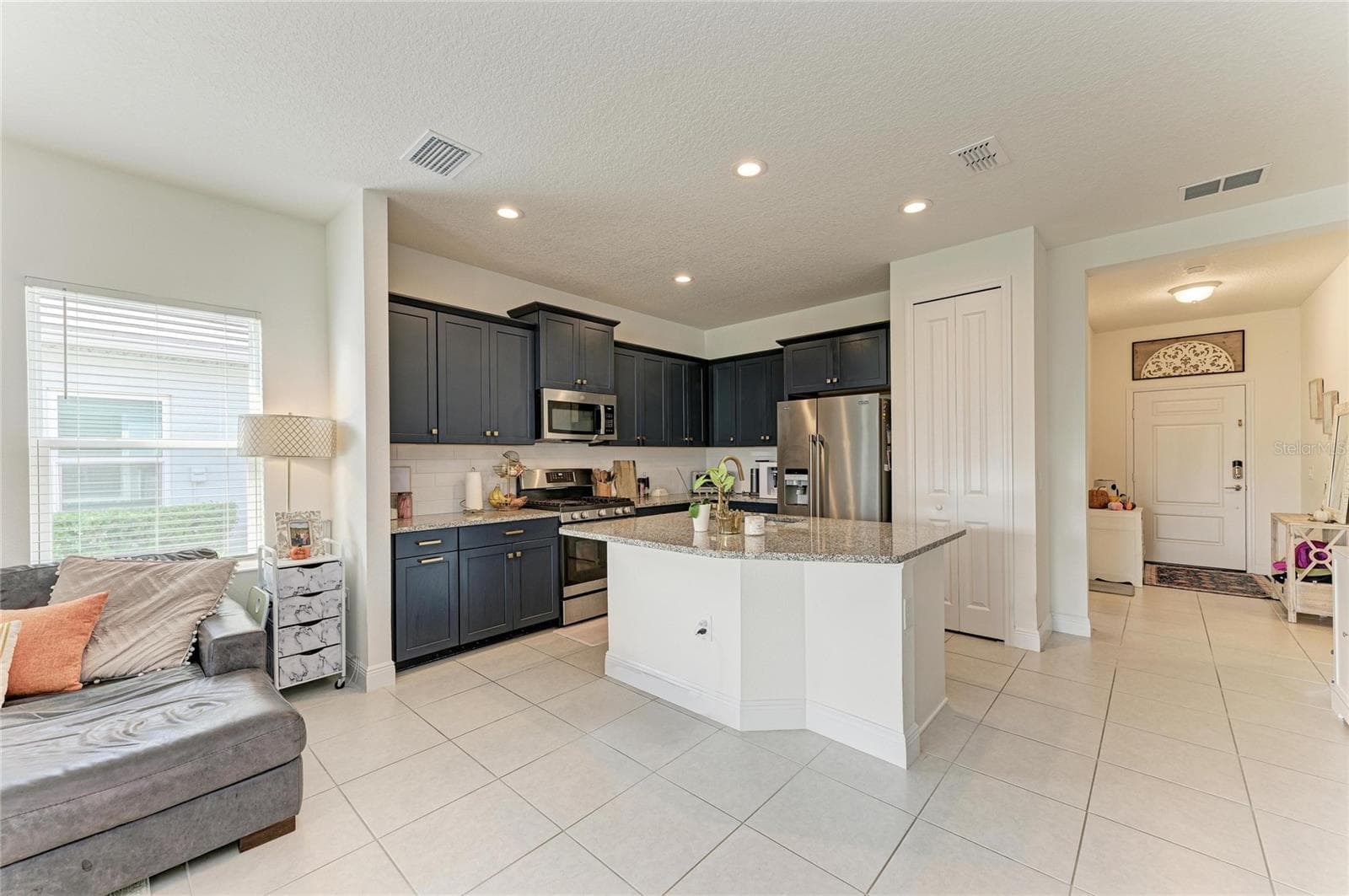 Villa at 18098 FRANKLIN PARK CT, VENICE, photo 7 of 78
