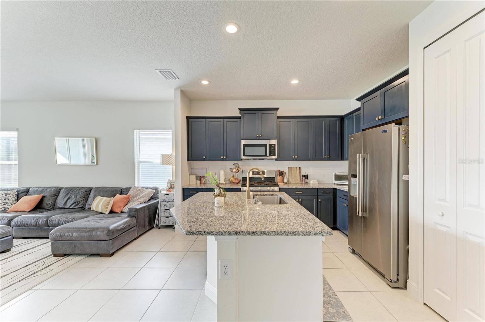 Villa at 18098 FRANKLIN PARK CT, VENICE, photo 10 of 78