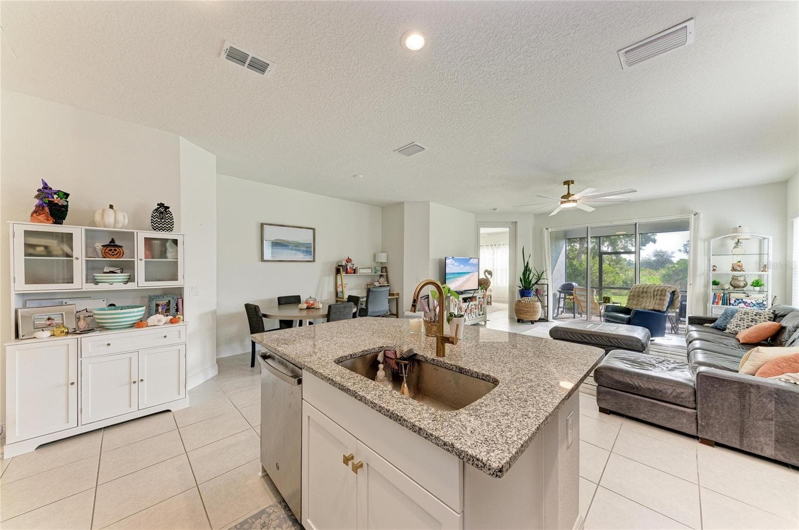 Villa at 18098 FRANKLIN PARK CT, VENICE, photo 12 of 78