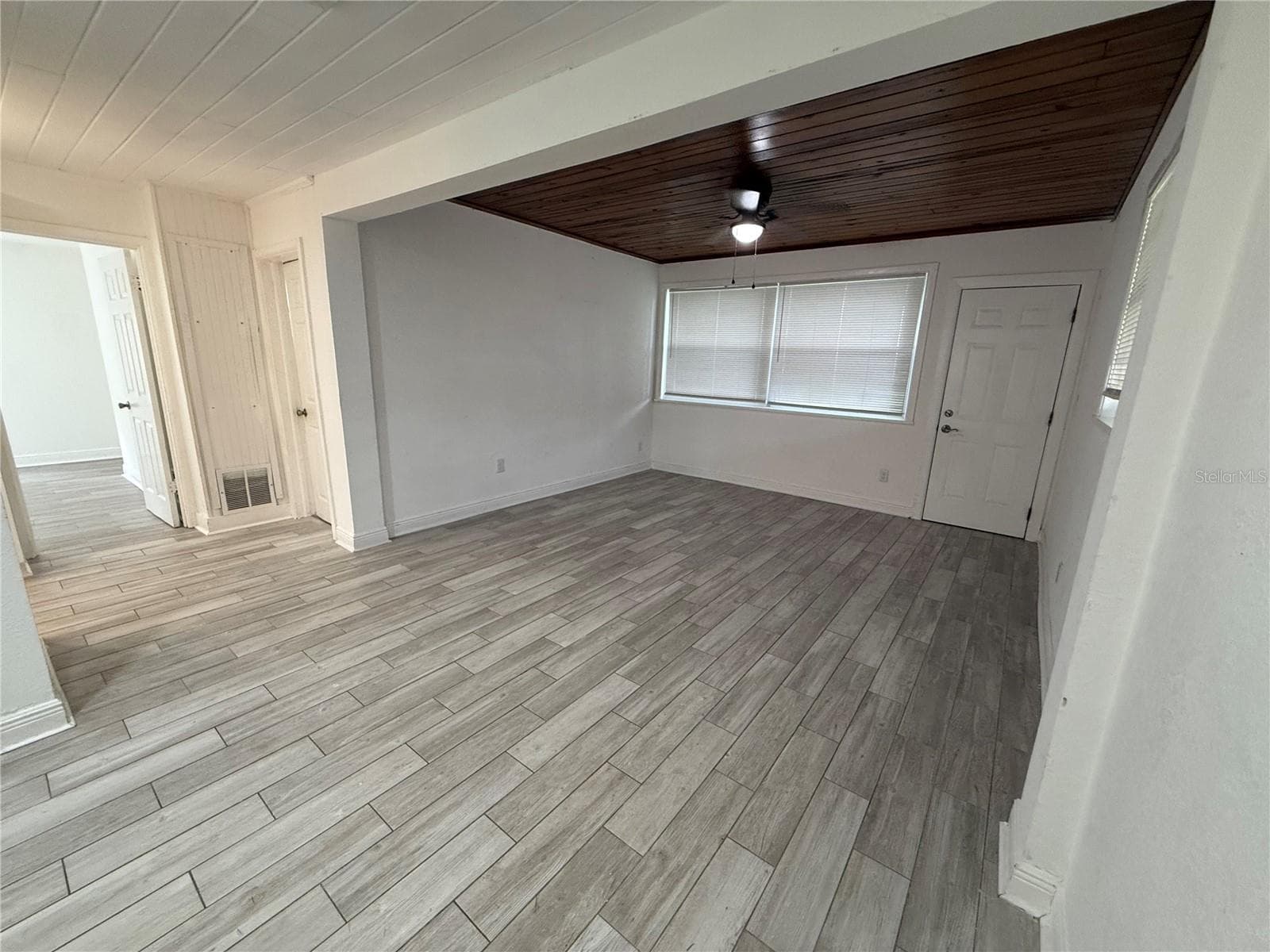Single Family Residence at 3004 5TH ST, ORLANDO, photo 6 of 22