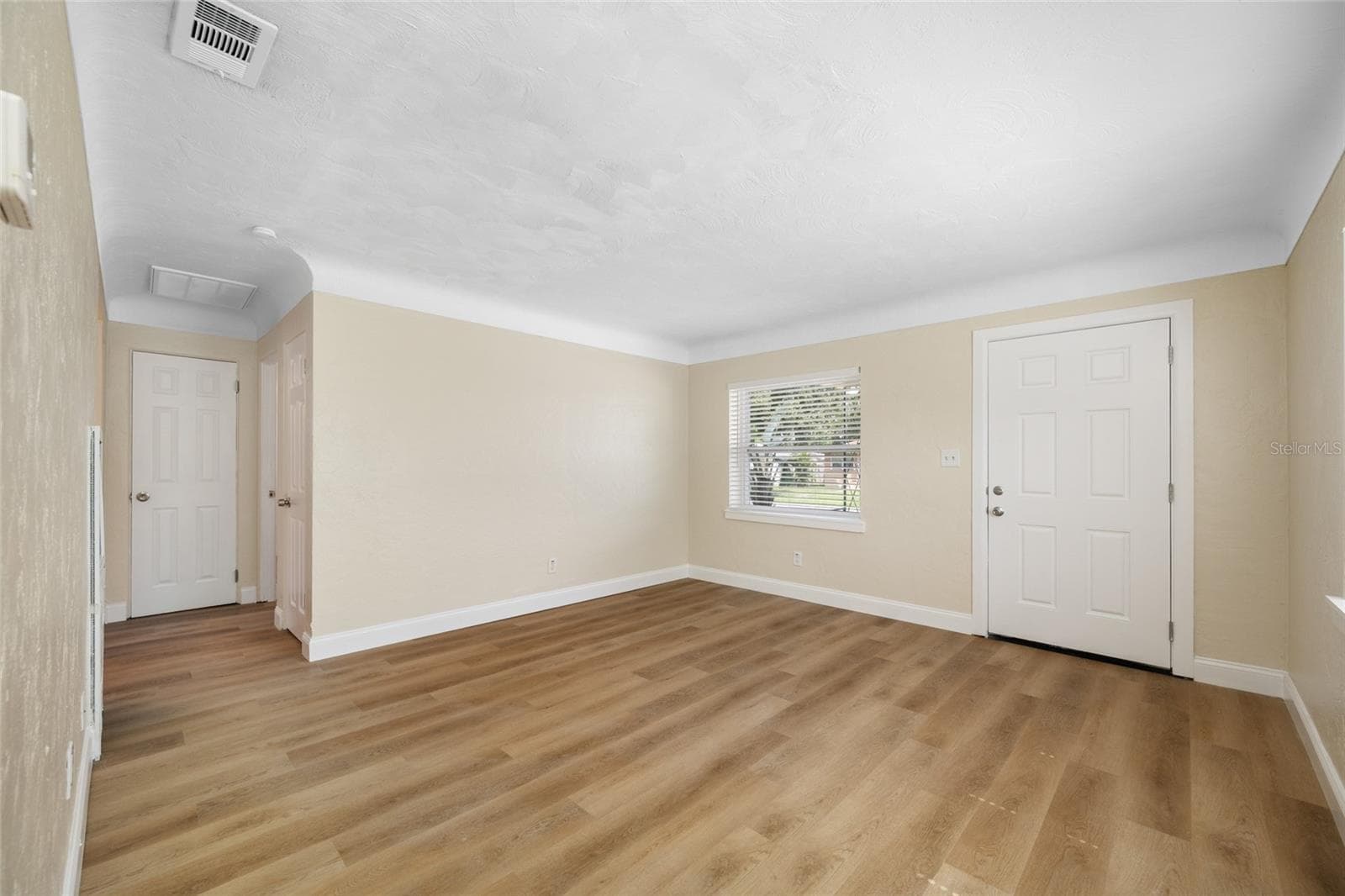 Single Family Residence at 3800 26TH ST N, ST PETERSBURG, photo 7 of 43