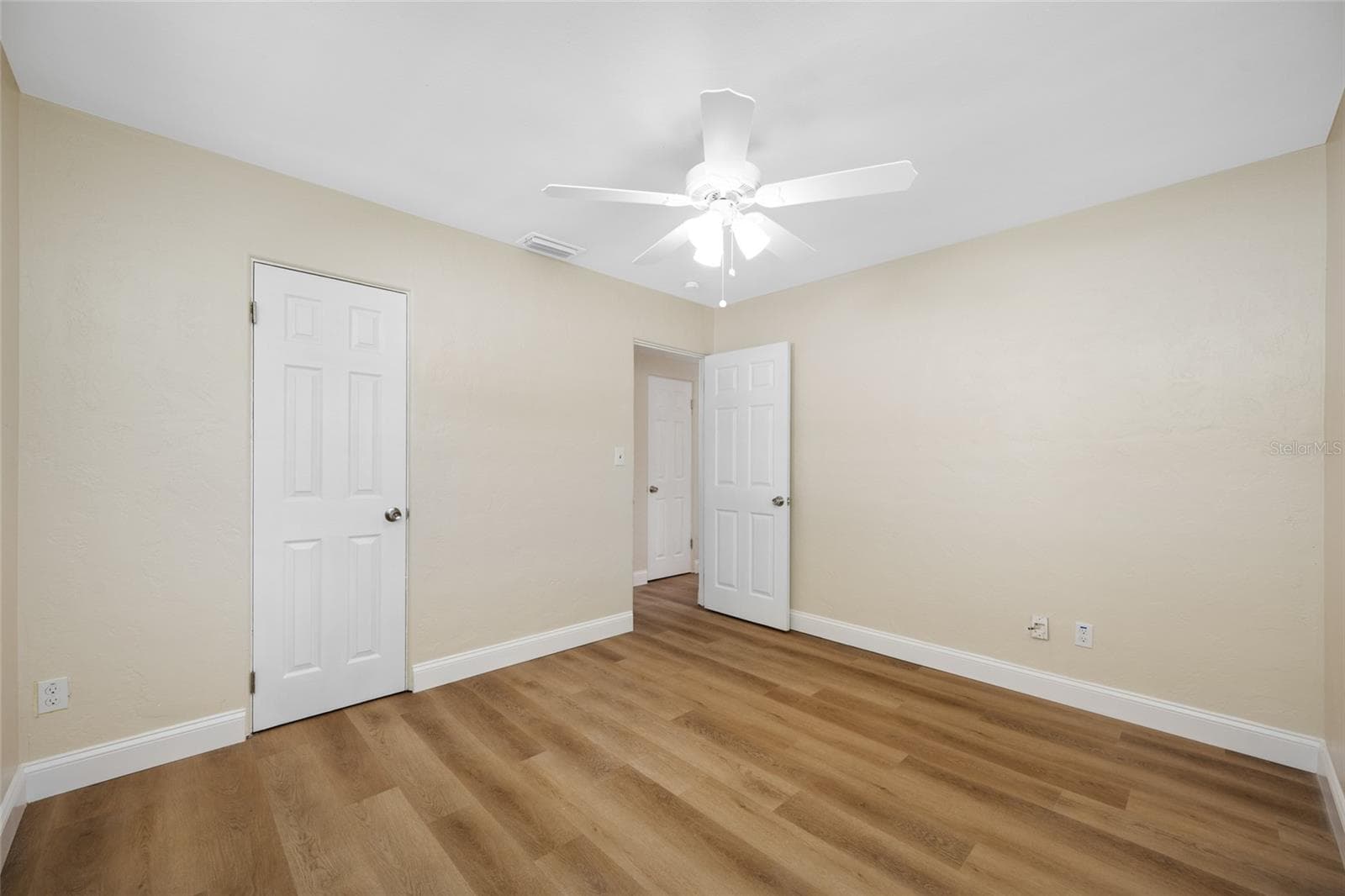 Single Family Residence at 3800 26TH ST N, ST PETERSBURG, photo 22 of 43