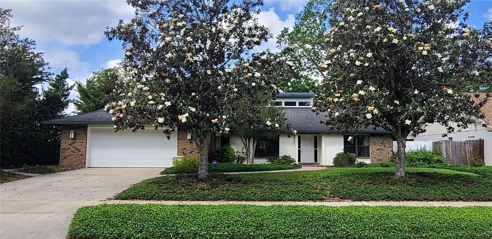 6659 HIDDEN BEACH CIR
