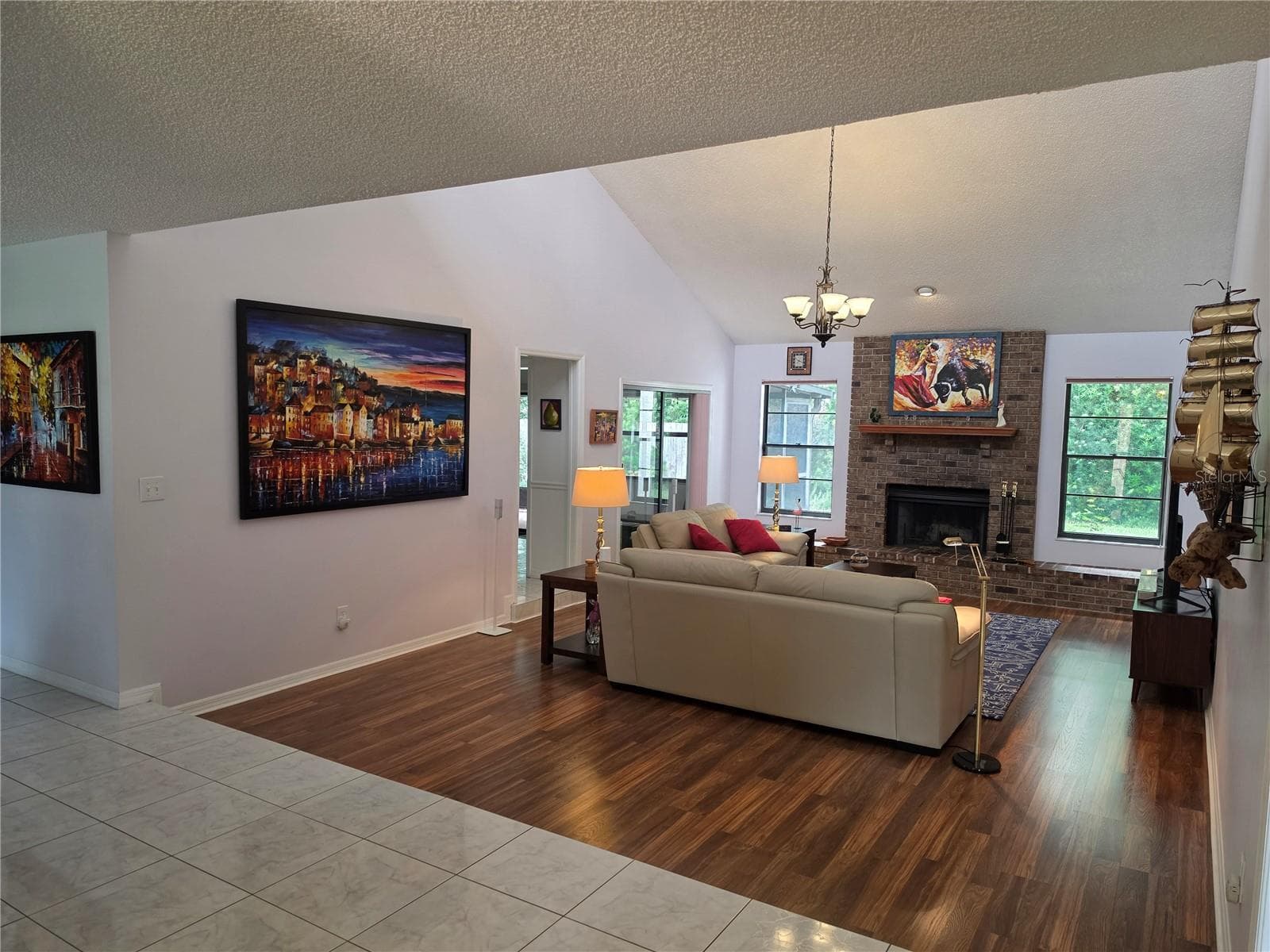 Single Family Residence at 6659 HIDDEN BEACH CIR, ORLANDO, photo 2 of 47