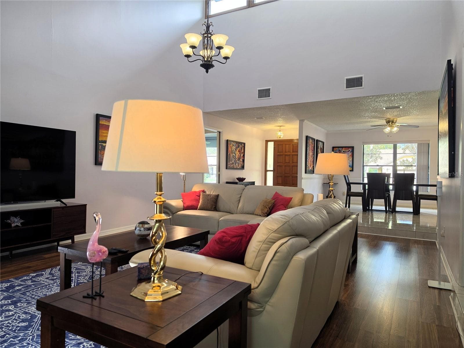Single Family Residence at 6659 HIDDEN BEACH CIR, ORLANDO, photo 4 of 47