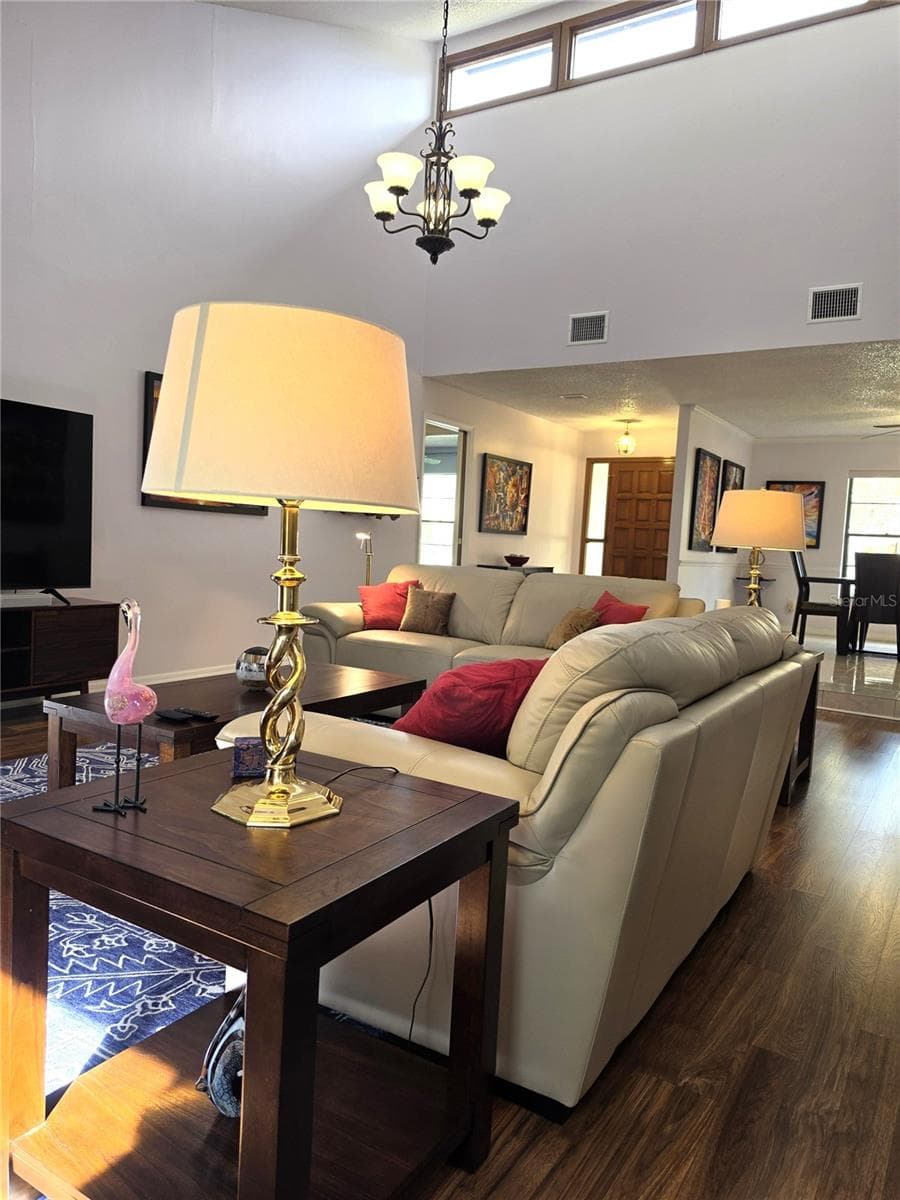 Single Family Residence at 6659 HIDDEN BEACH CIR, ORLANDO, photo 5 of 47
