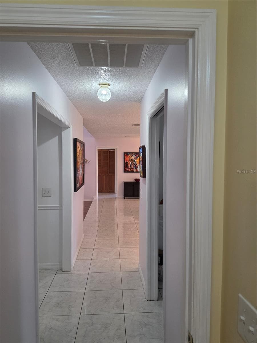Single Family Residence at 6659 HIDDEN BEACH CIR, ORLANDO, photo 18 of 47