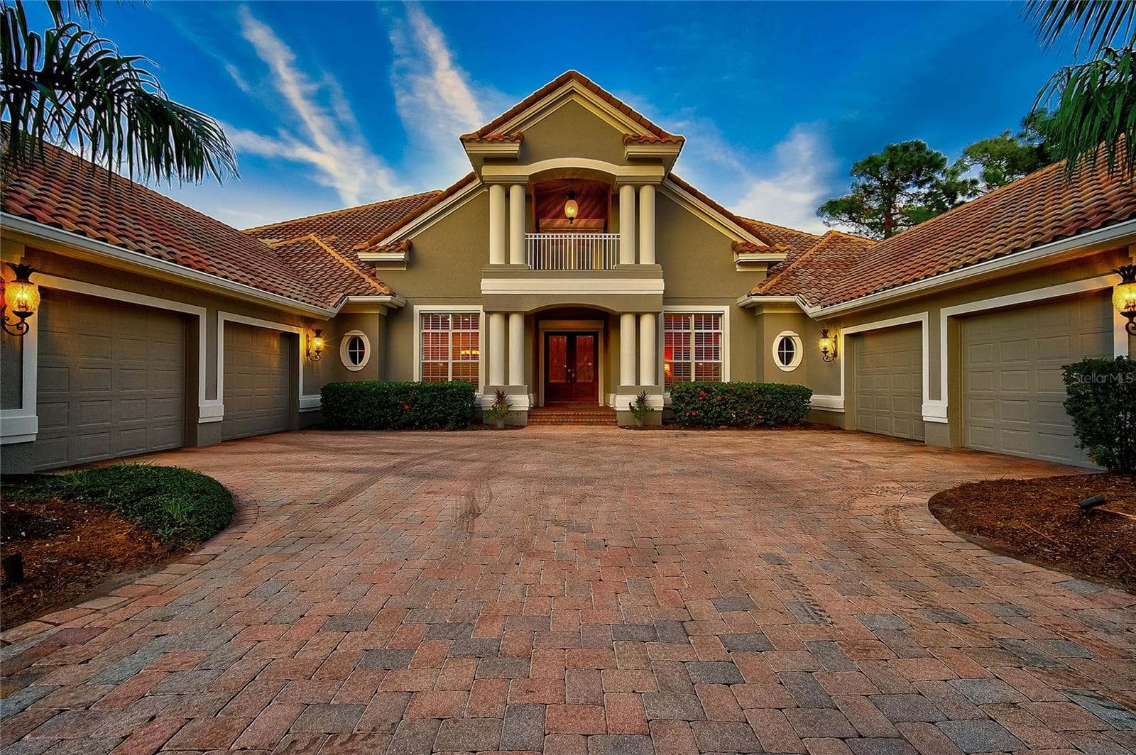 Single Family Residence at 854 MACEWEN DR, OSPREY, photo 2 of 70