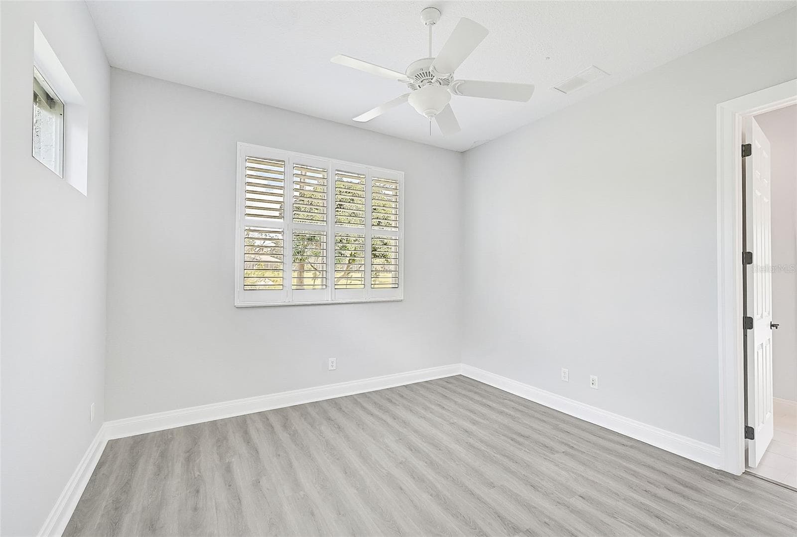 Single Family Residence at 854 MACEWEN DR, OSPREY, photo 39 of 70