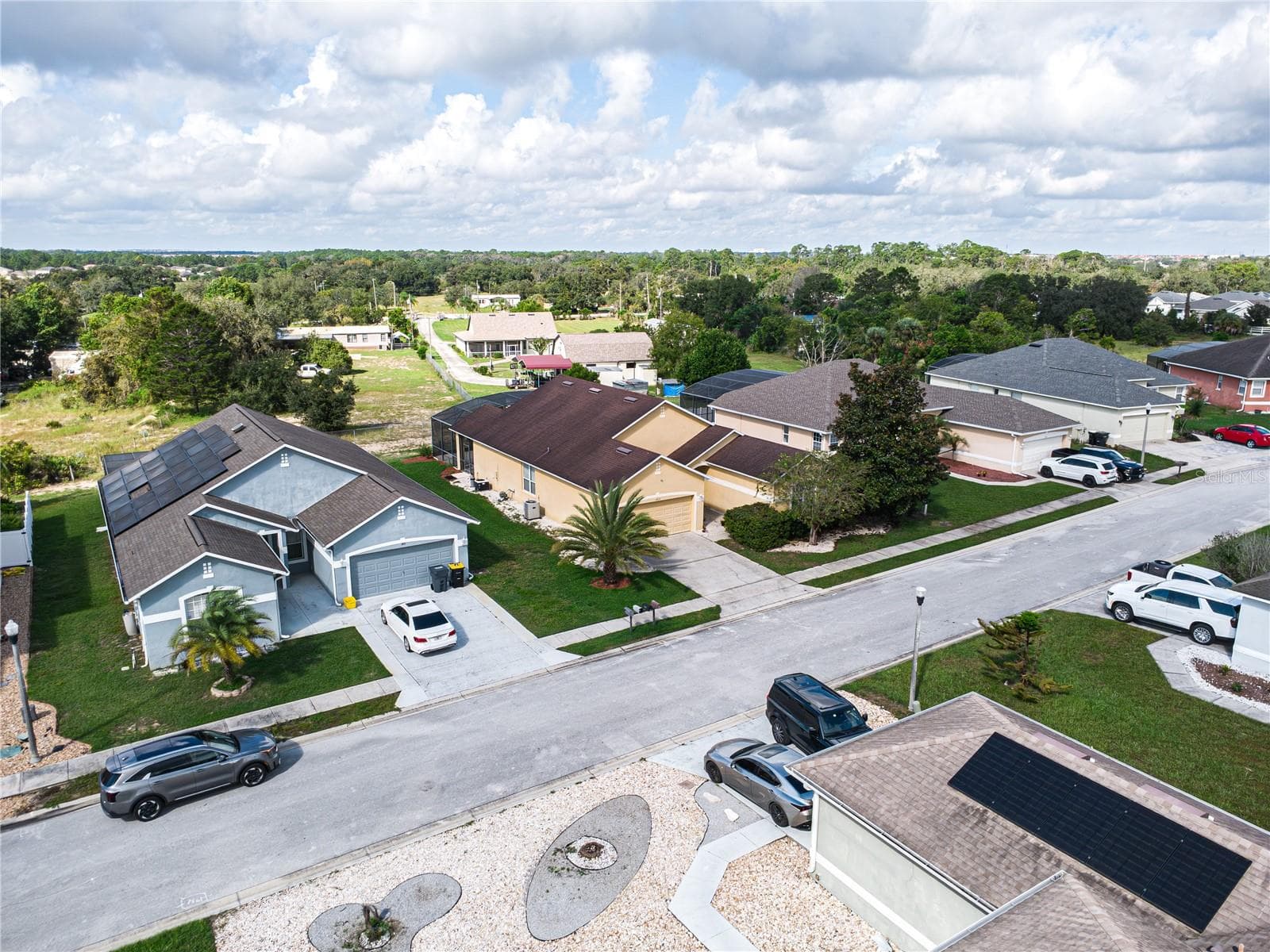 Single Family Residence at 253 WILDFLOWER RD, DAVENPORT, photo 4 of 40