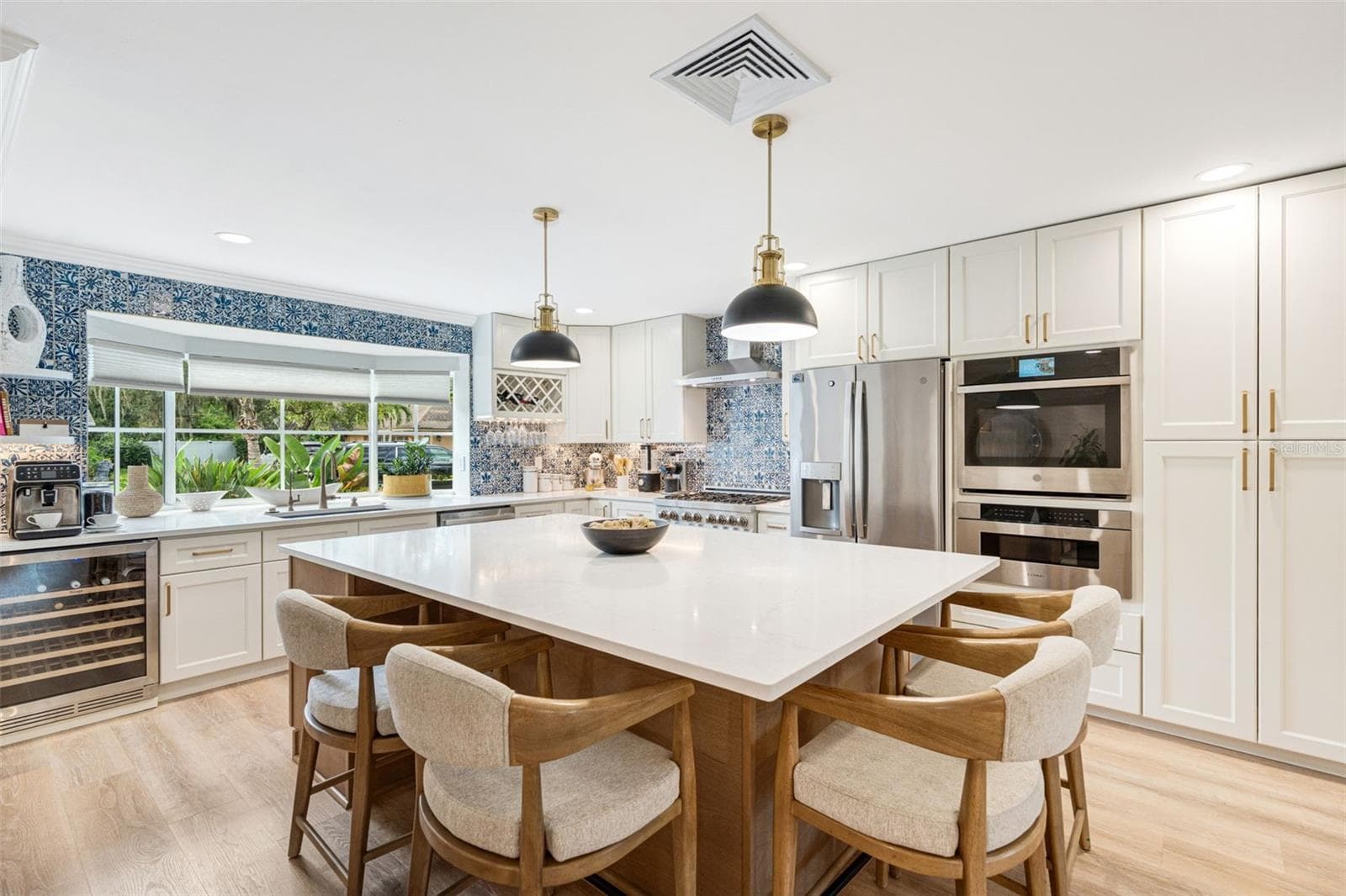 Single Family Residence at 4864 HAWKSHEAD PARK, SARASOTA, photo 13 of 50