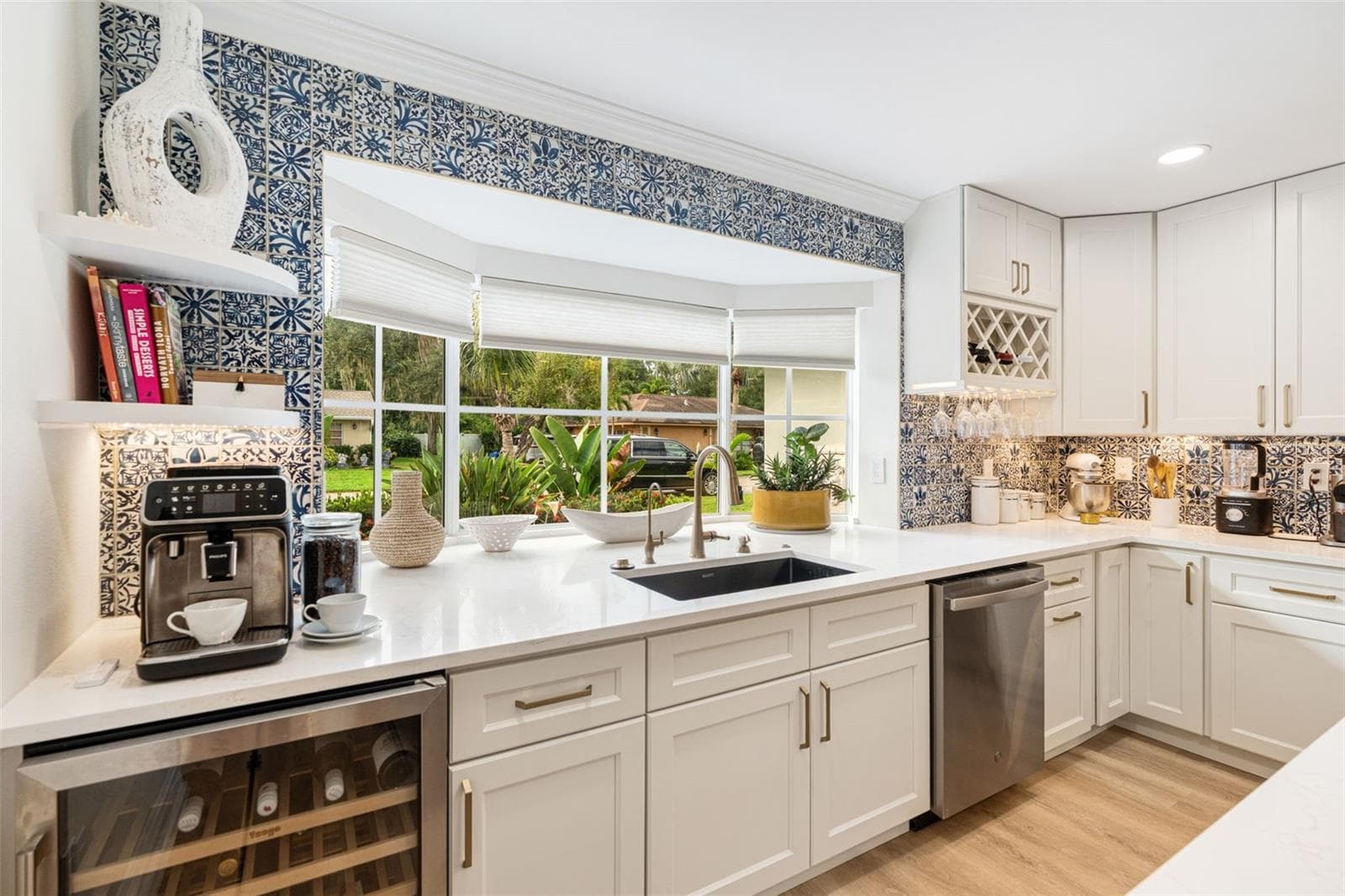 Single Family Residence at 4864 HAWKSHEAD PARK, SARASOTA, photo 15 of 50